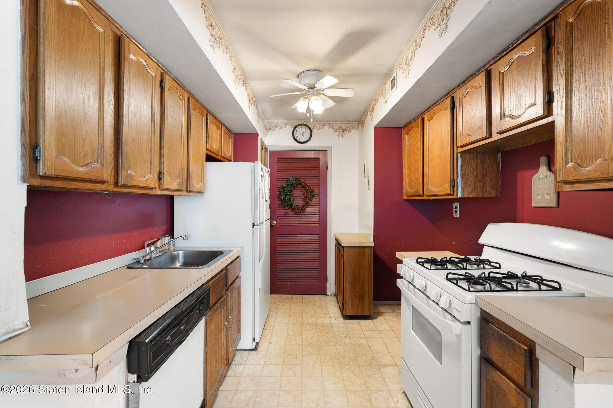 544 Lisk Avenue A, Staten Island, NY, 10303 image 10