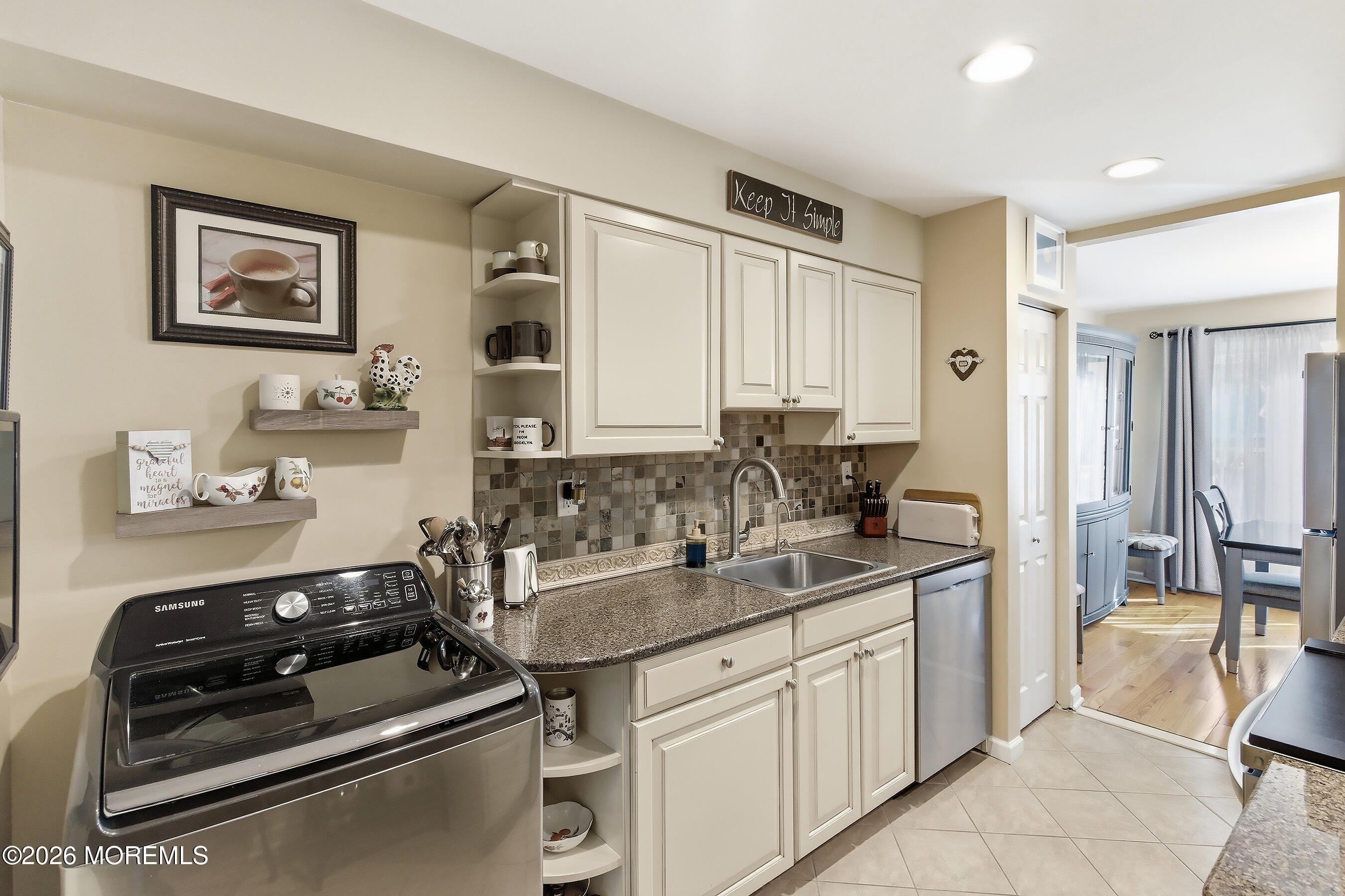 200 Portland Road E20, Highlands, NJ, 07732 image 10