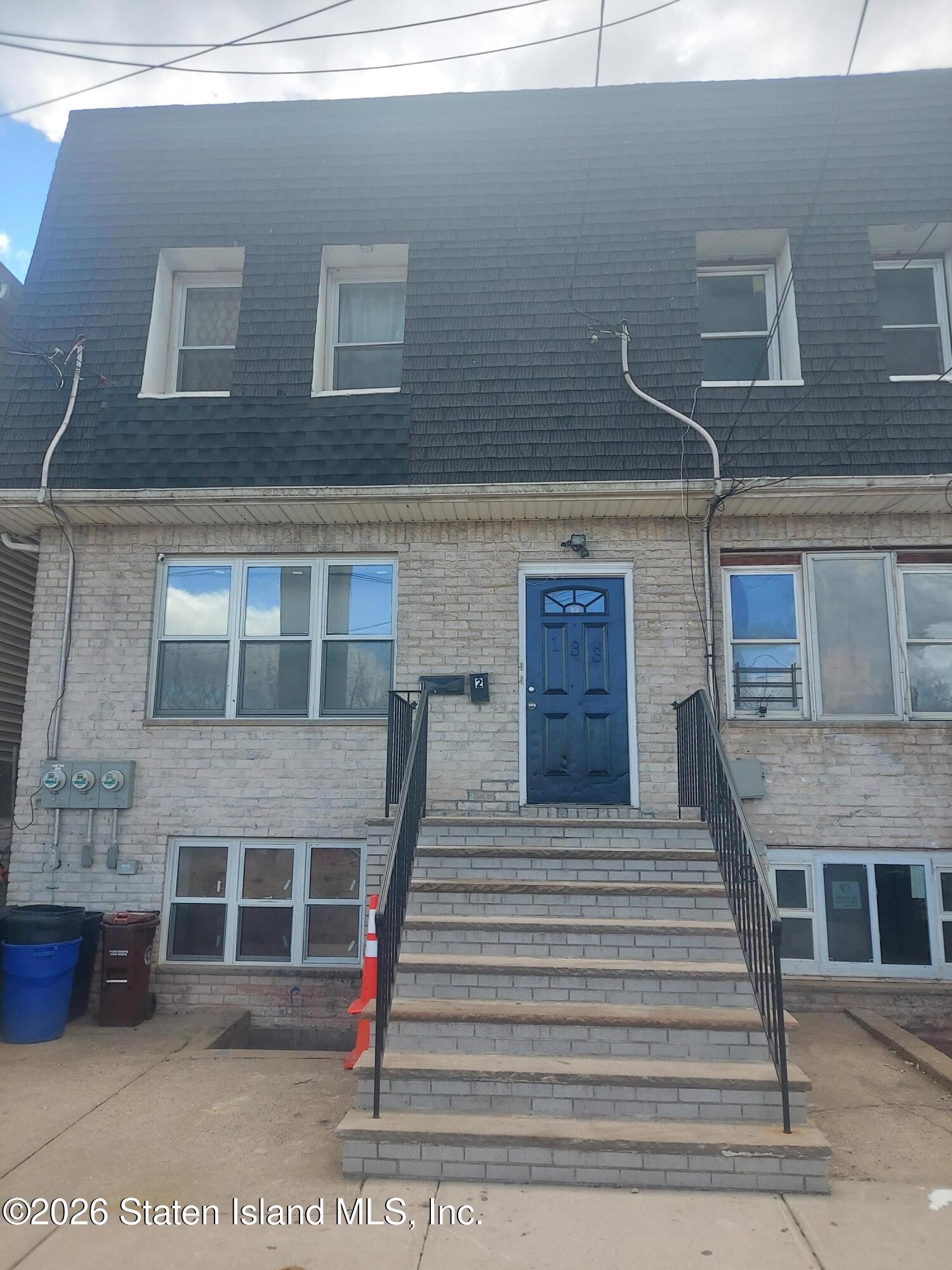 133 Eaton Place Image 1