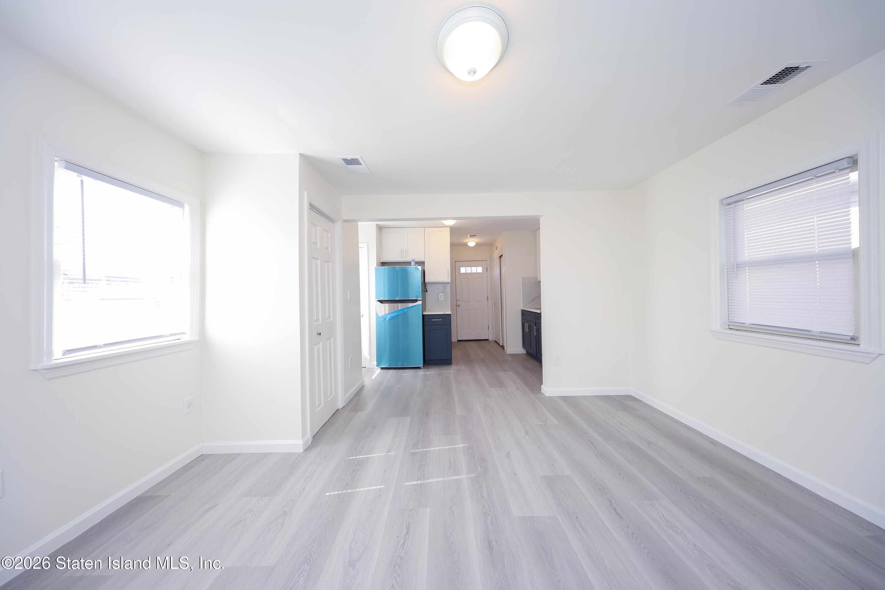 566 Hunter Avenue, Staten Island, NY, 10306 image 16