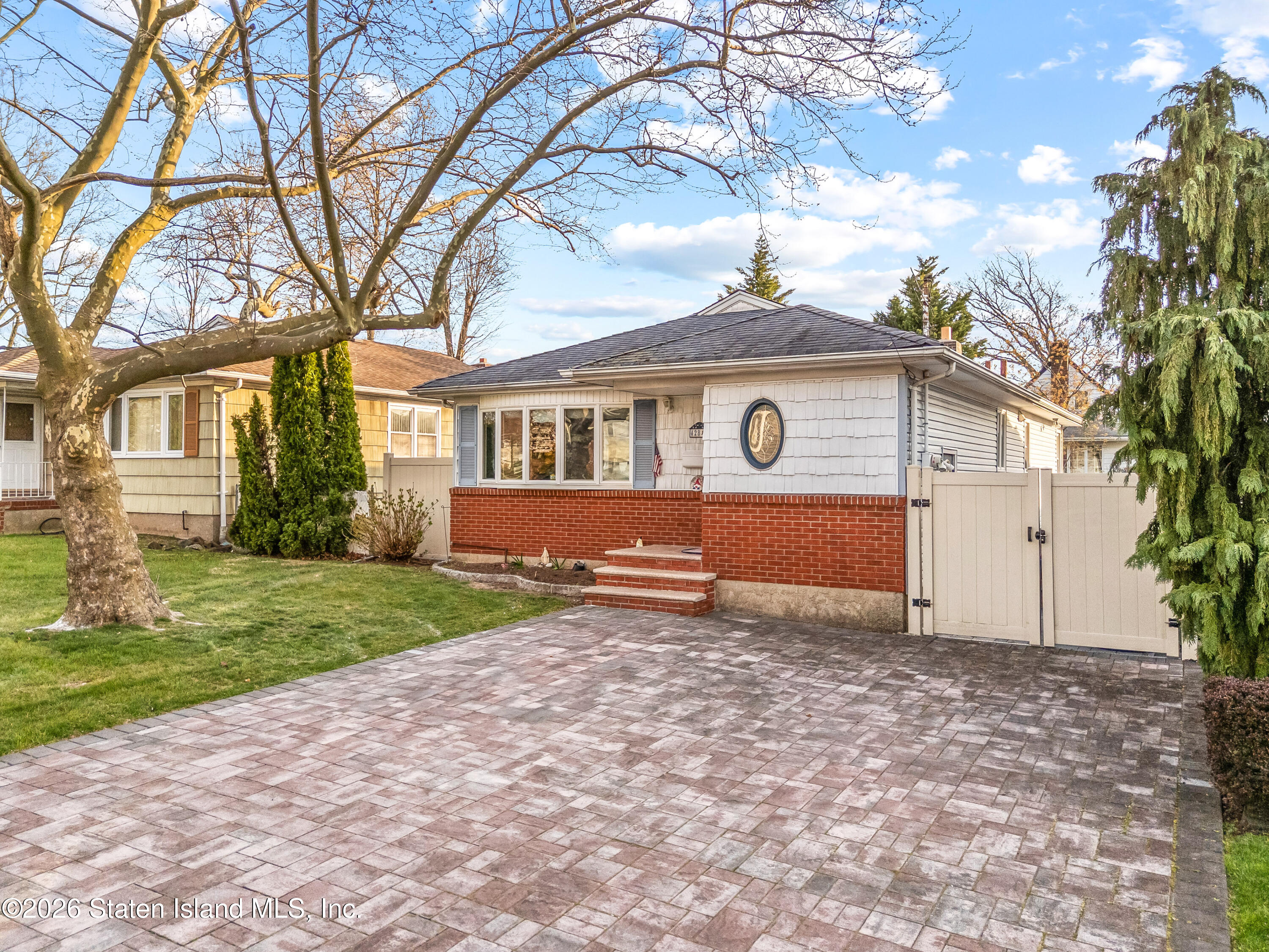 428 Armstrong Avenue, Staten Island, NY, 10308 image 29