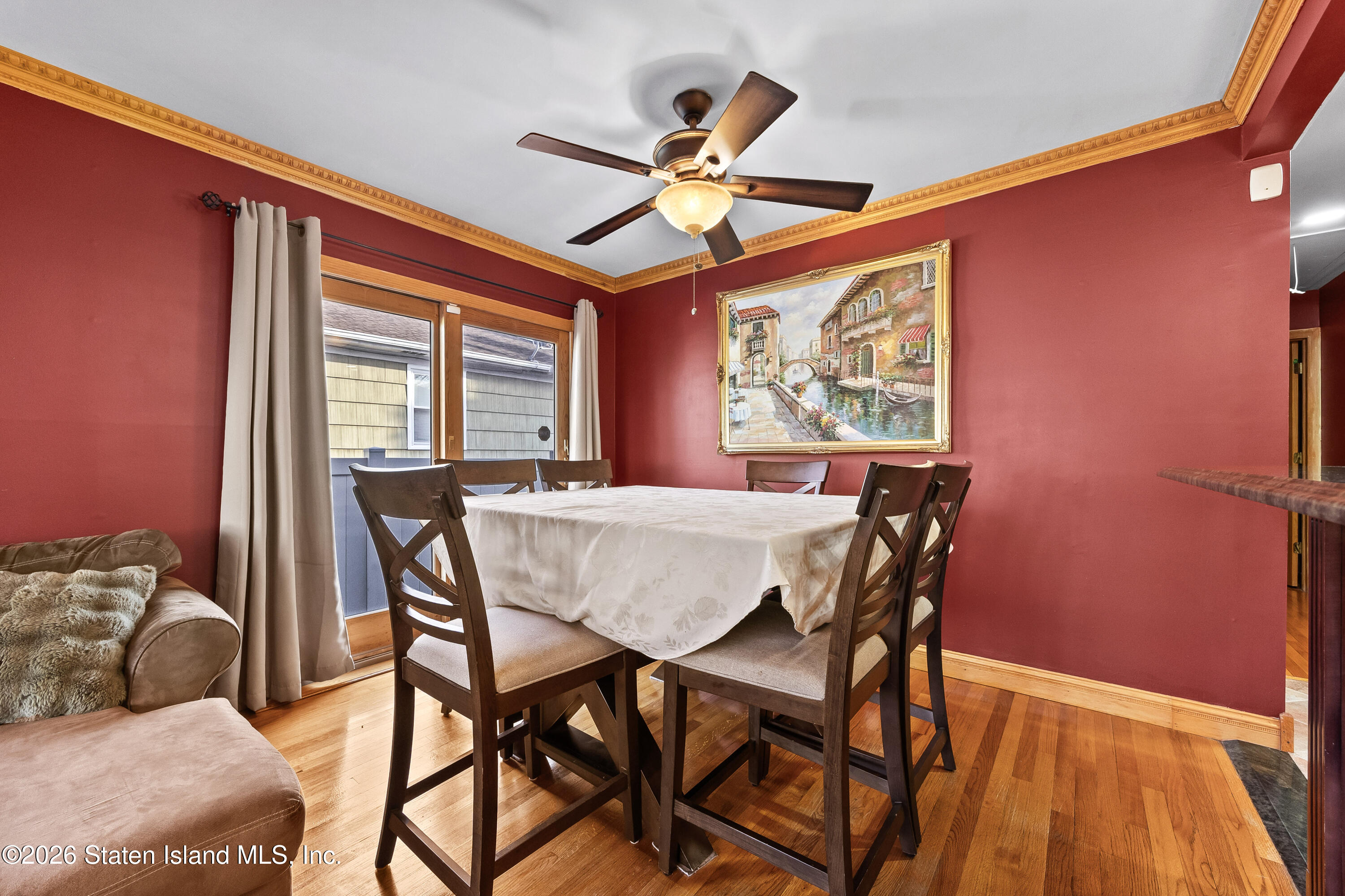 428 Armstrong Avenue Image 5