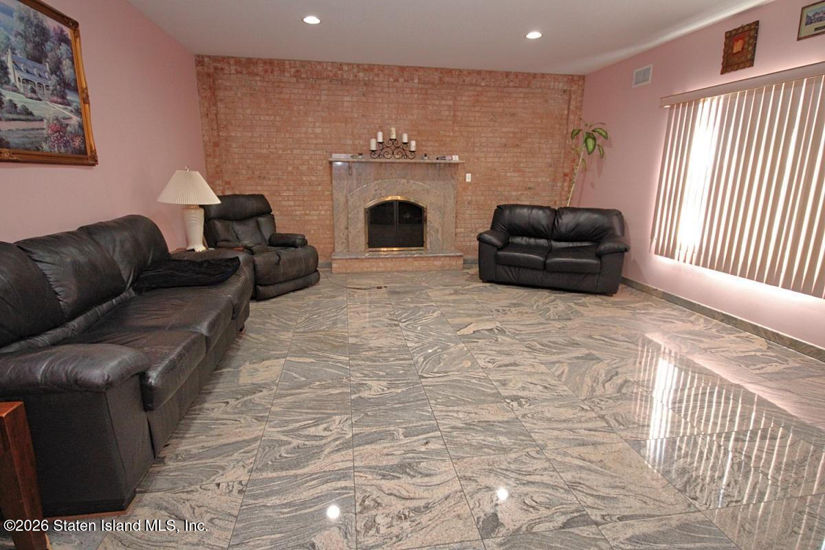 70 Marshall Avenue, Staten Island, NY, 10314 image 25