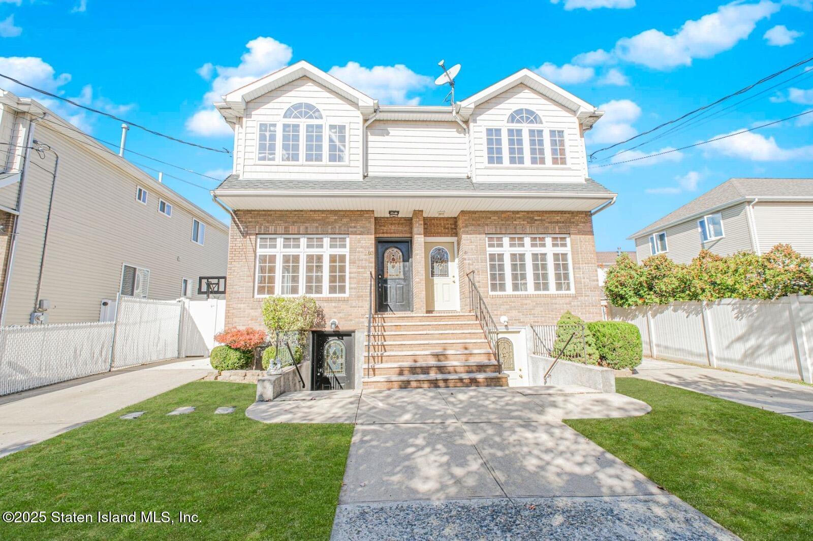 83 Gary Street Image 1