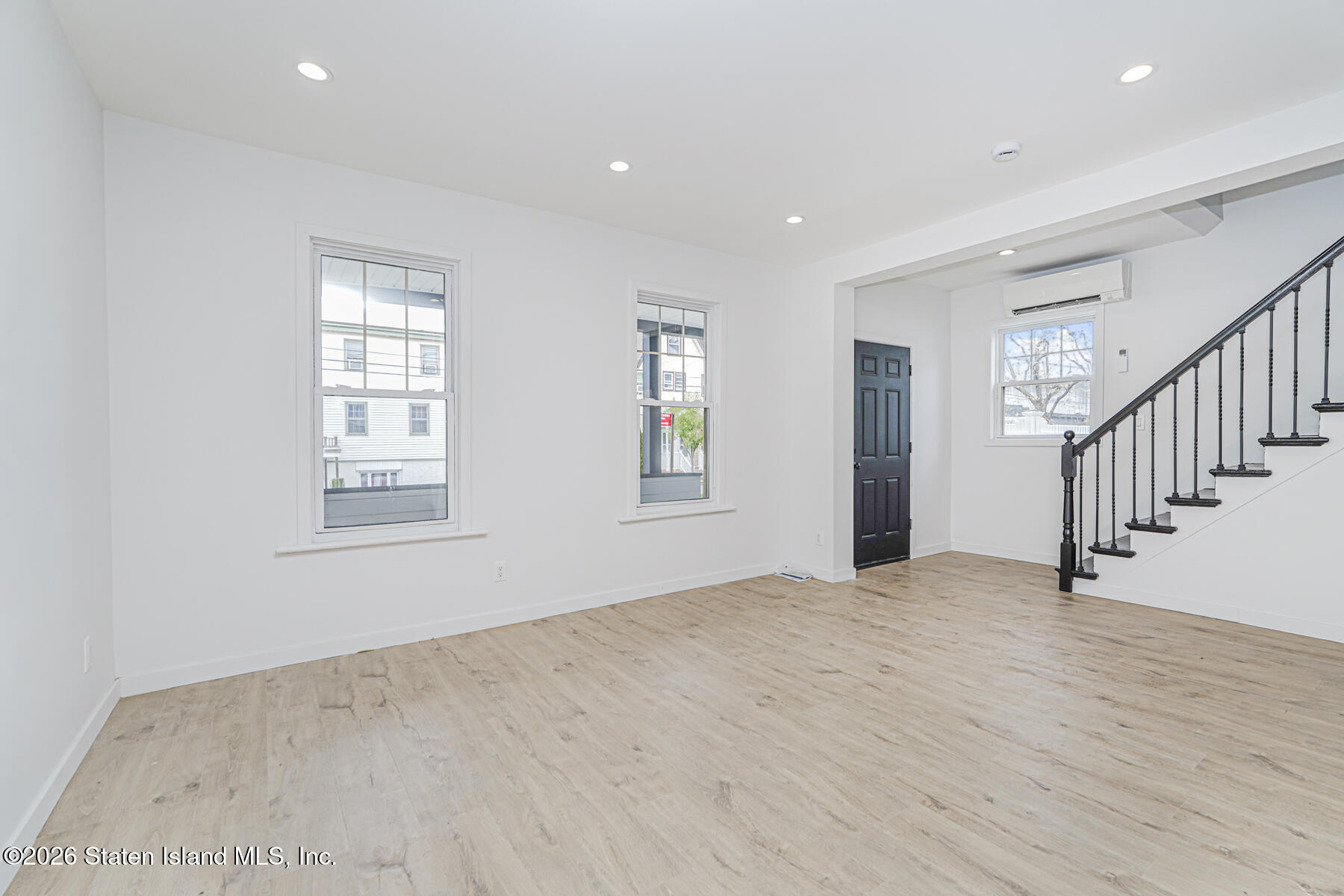 5396 Arthur Kill Road Image 3