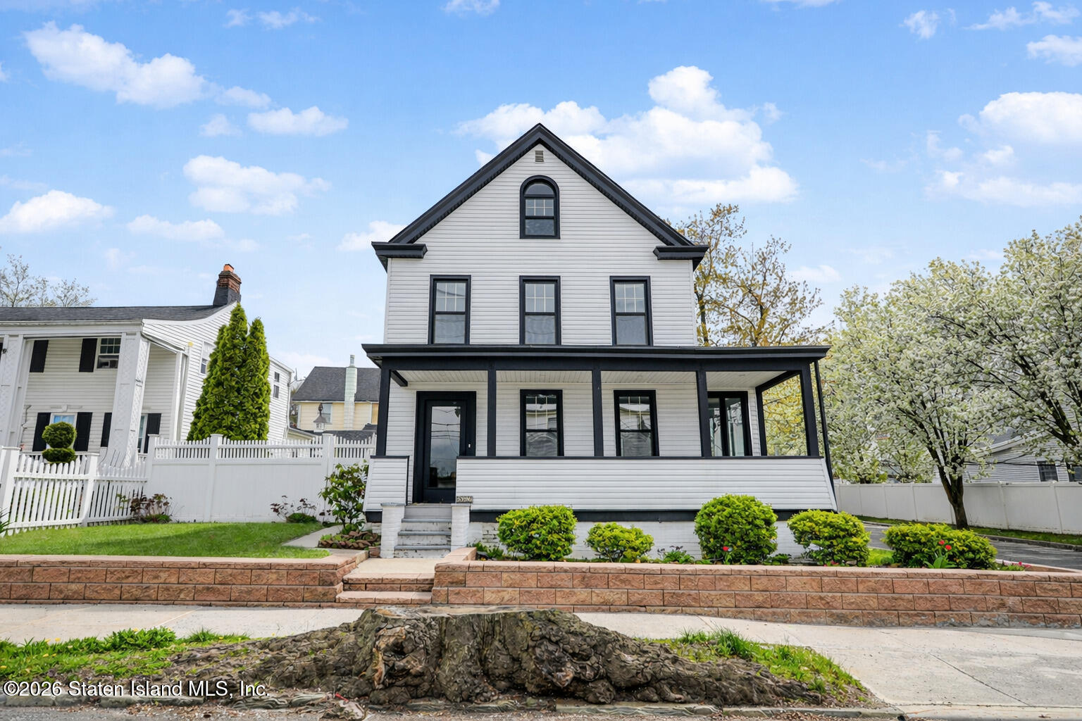 5396 Arthur Kill Road Image 1