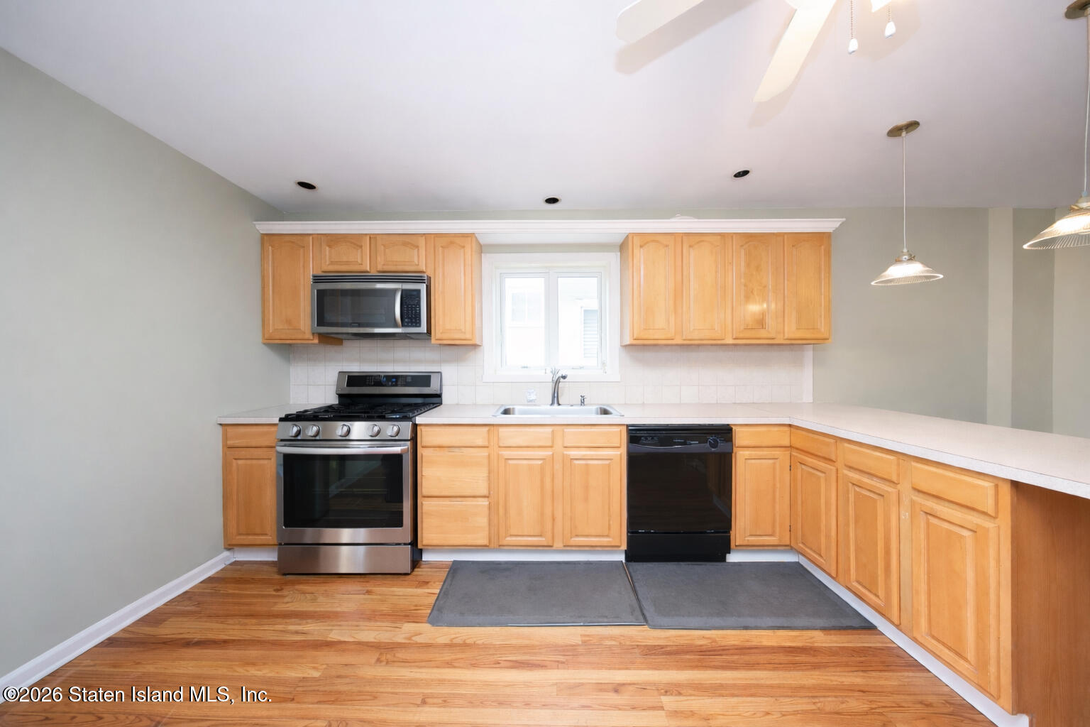 111 Clifton Avenue, Staten Island, NY, 10305 image 25