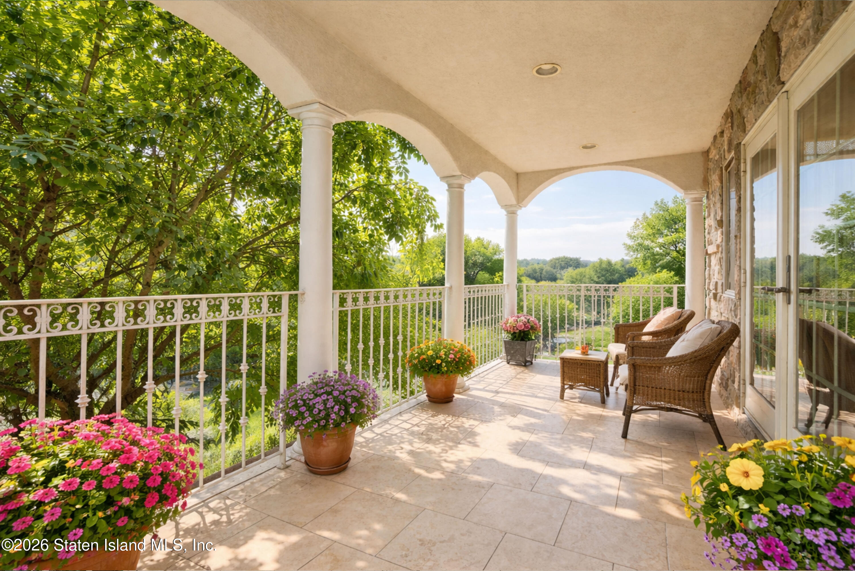 437 Lighthouse Avenue Image 5