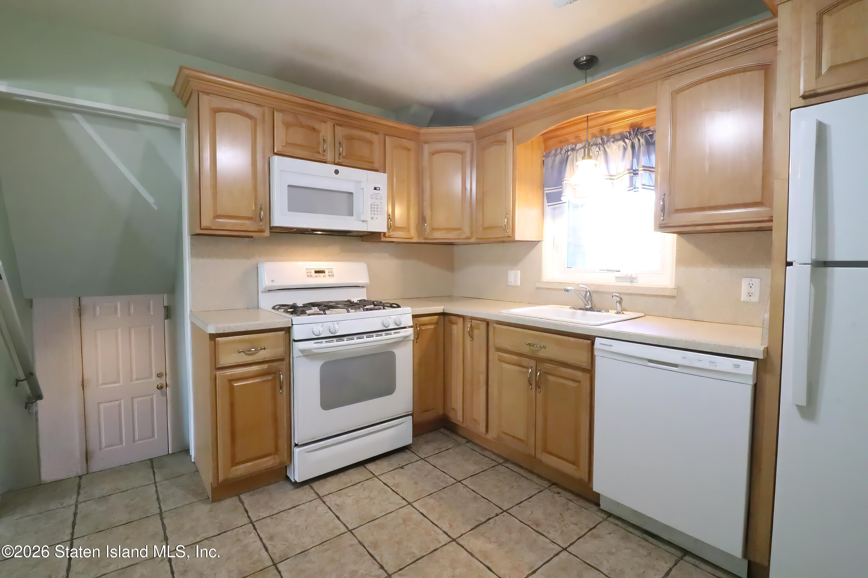 197 Chesterton Avenue, Staten Island, NY, 10306 image 9