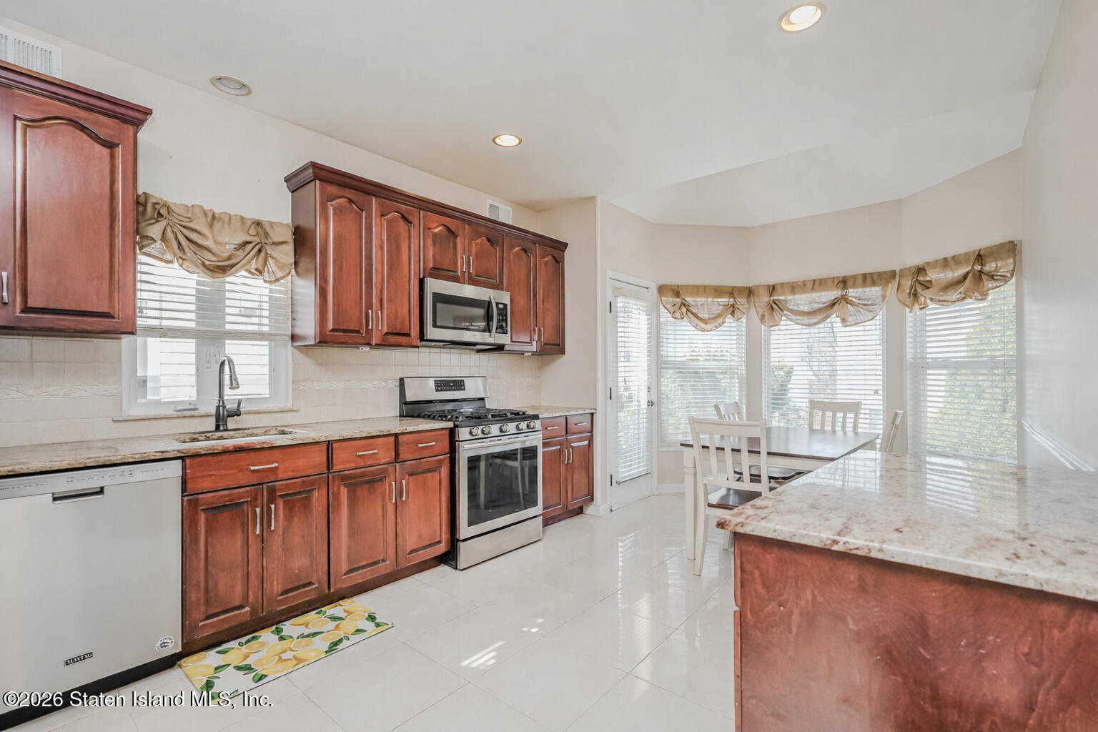 90 Latourette Street, Staten Island, NY, 10309 image 13