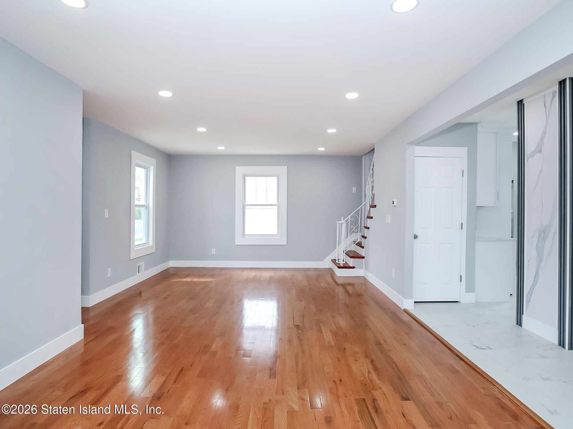 36 Sawyer Avenue Image 4