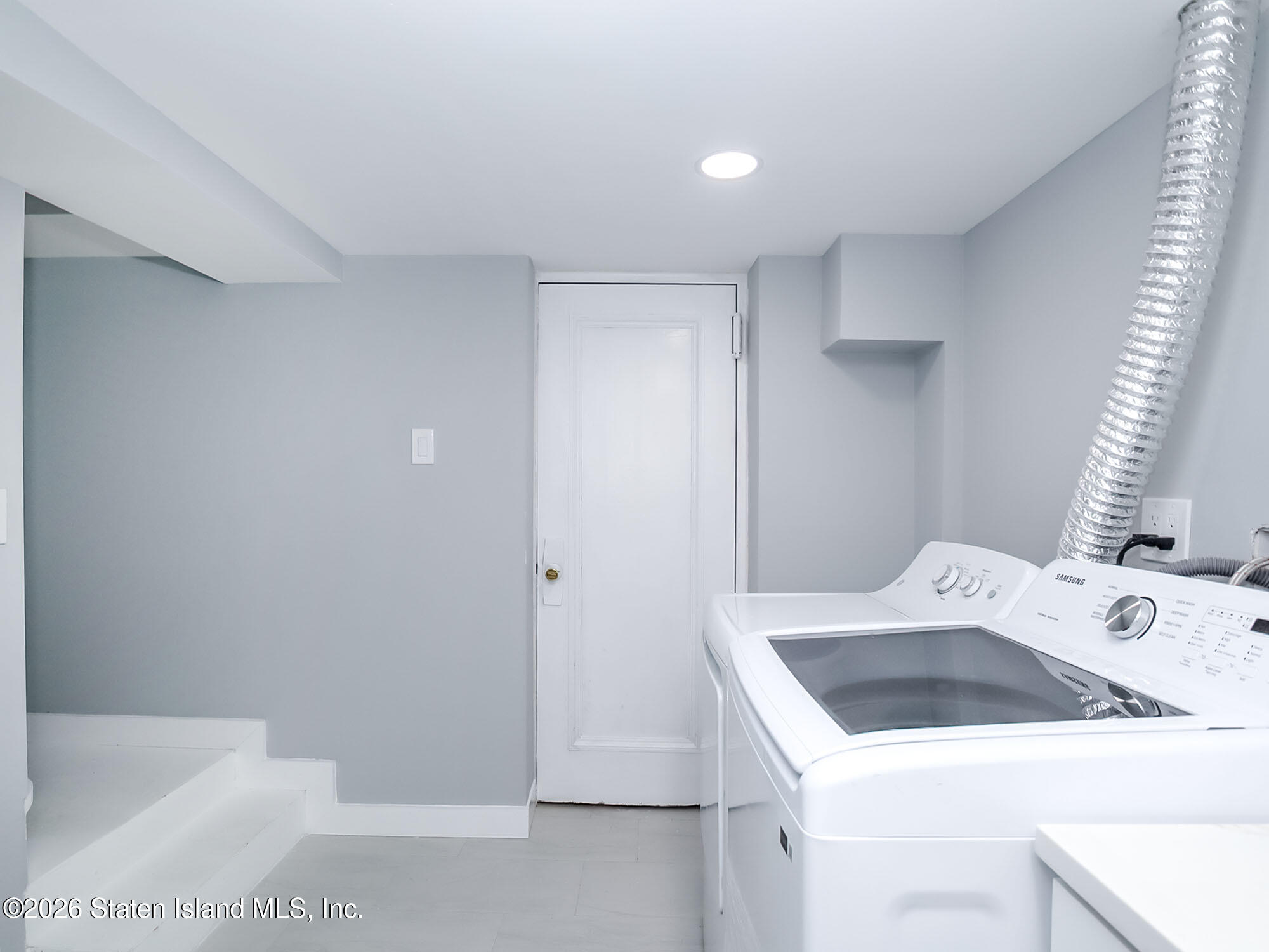 36 Sawyer Avenue, Staten Island, NY, 10314 image 24