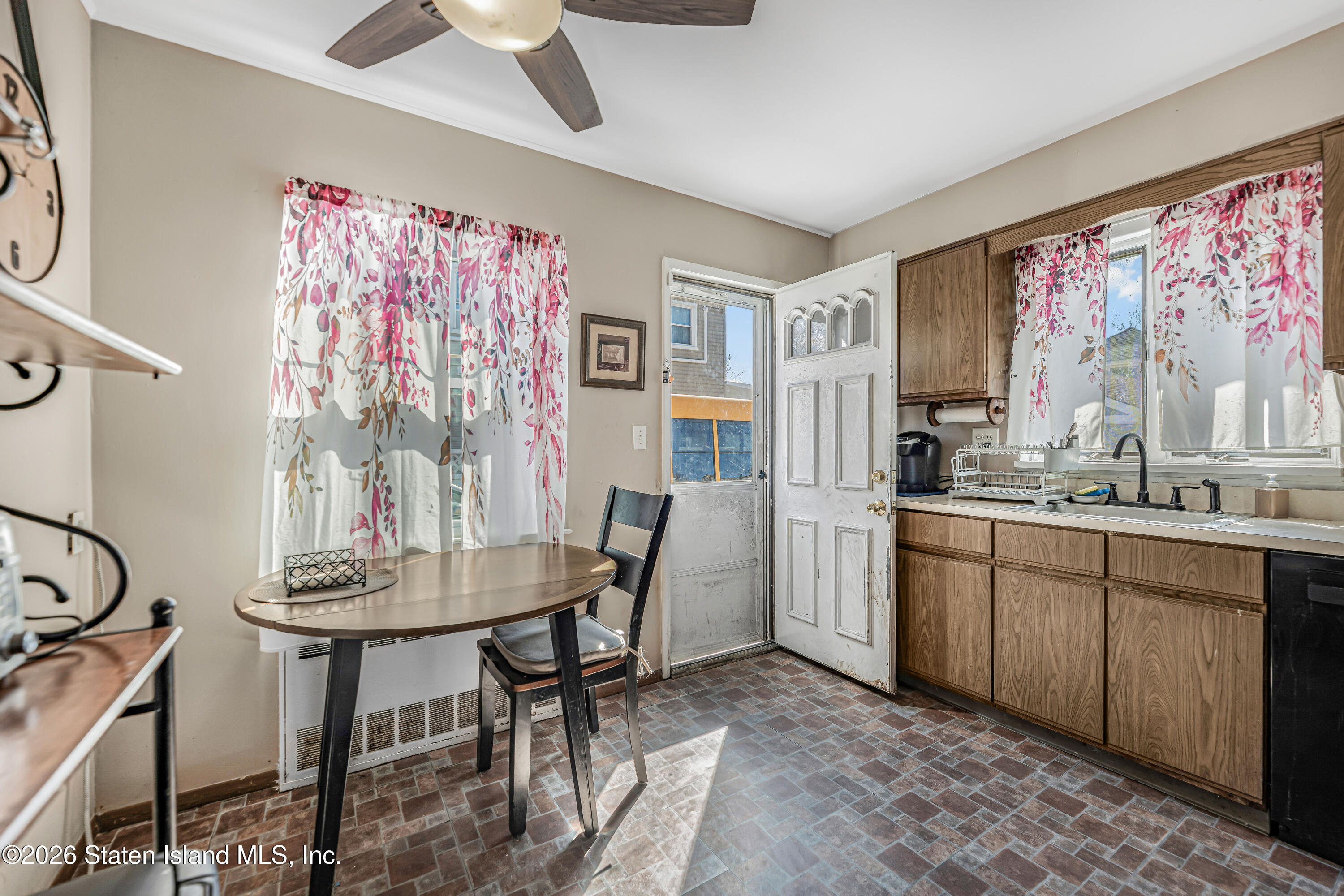 352 Stewart Avenue, Staten Island, NY, 10314 image 17