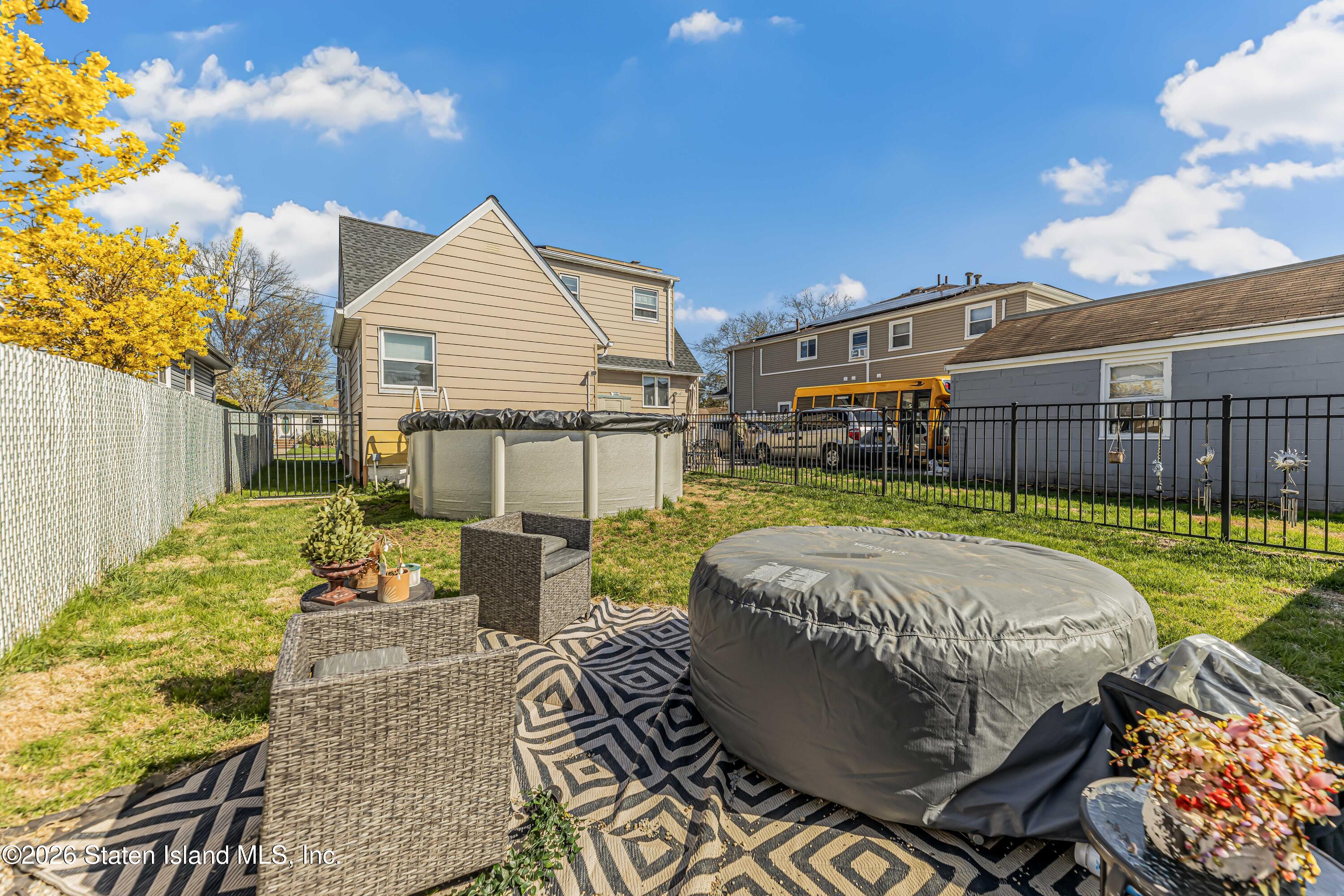 352 Stewart Avenue Image 5