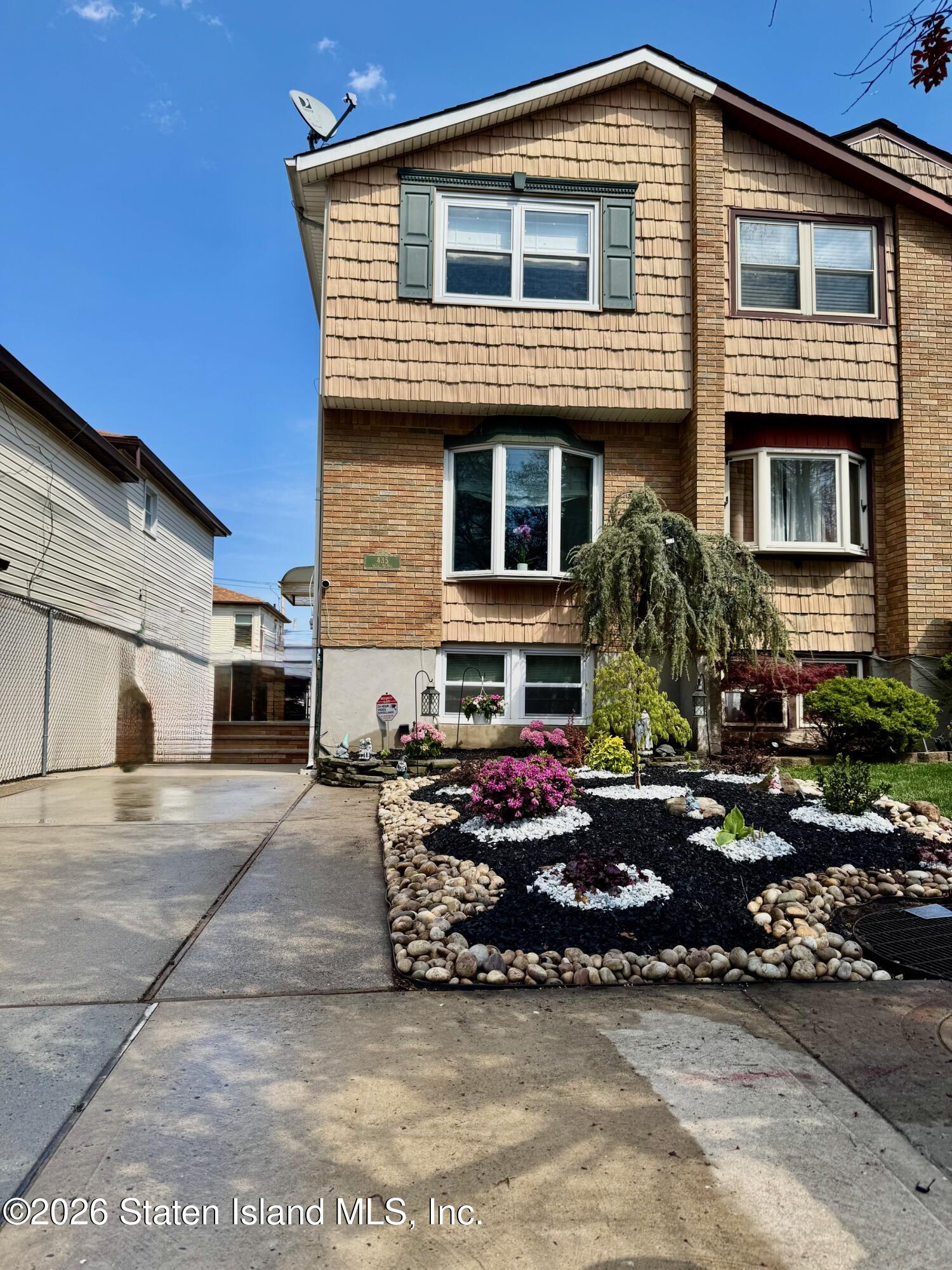 435 Getz Avenue Image 2