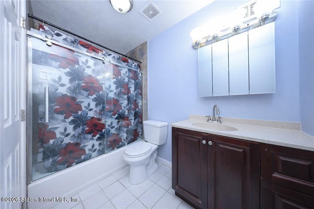235 Jamie Lane, Staten Island, NY, 10312 image 18