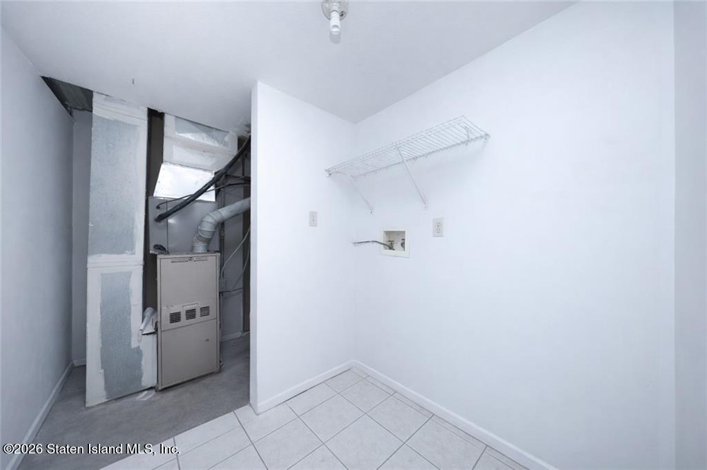 235 Jamie Lane, Staten Island, NY, 10312 image 19