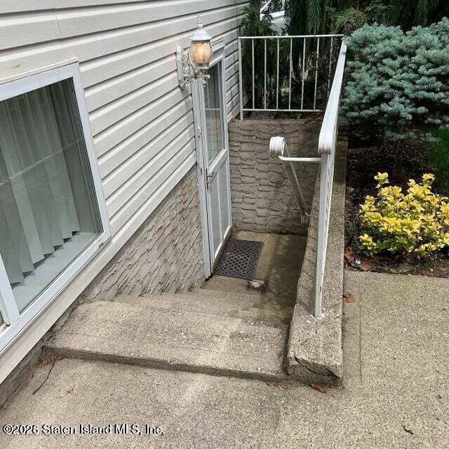 90 Latourette Street, Staten Island, NY, 10309 image 34