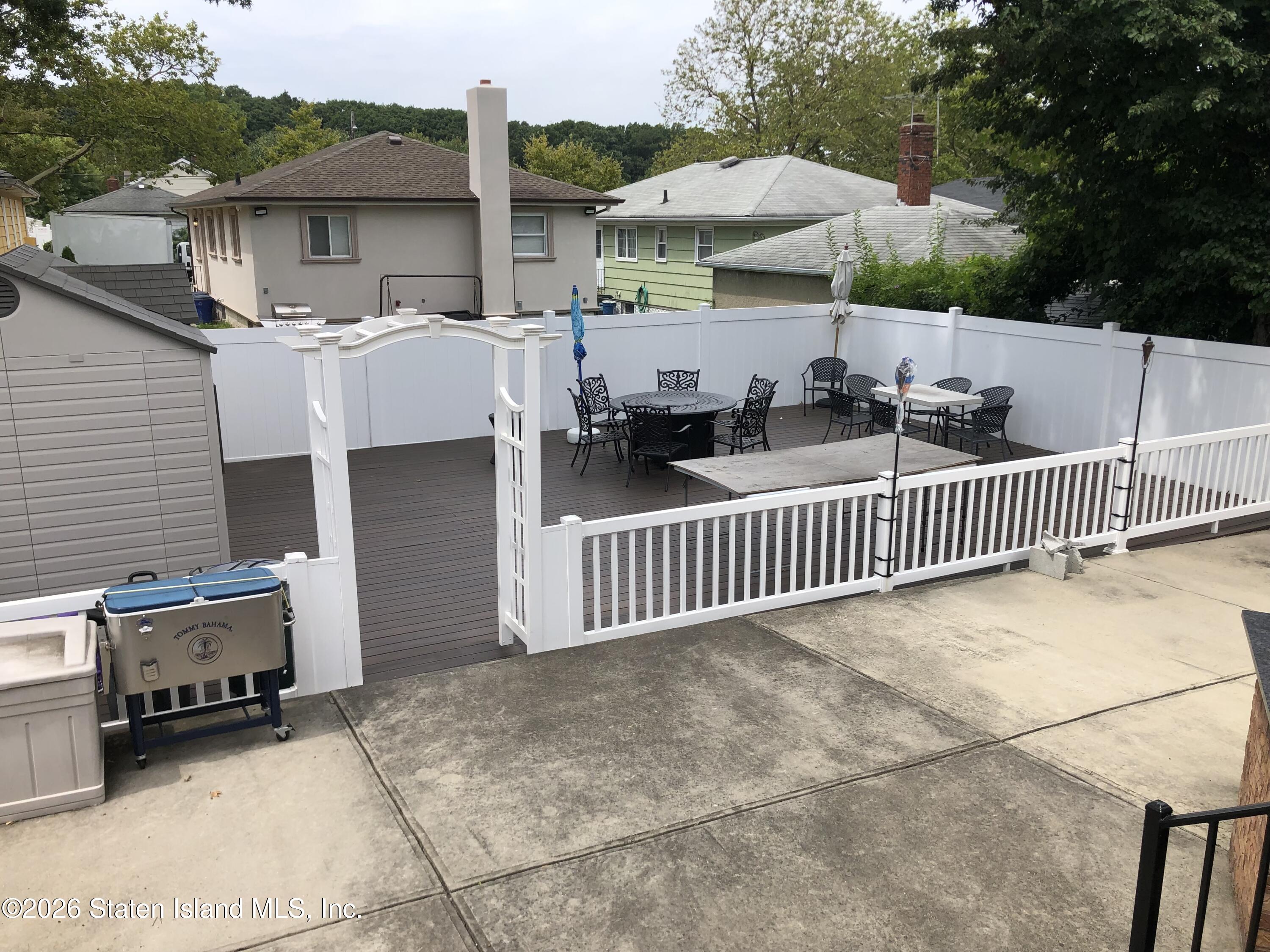 170 Mann Avenue Image 3