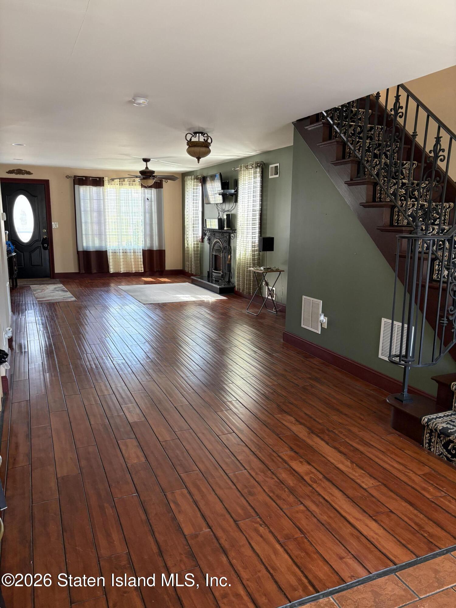 170 Mann Avenue Image 5