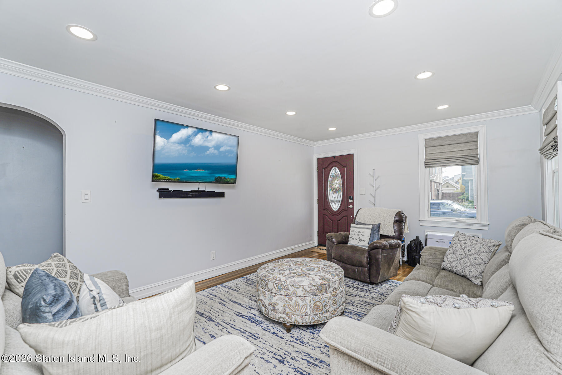 25 Sterling Avenue Image 5