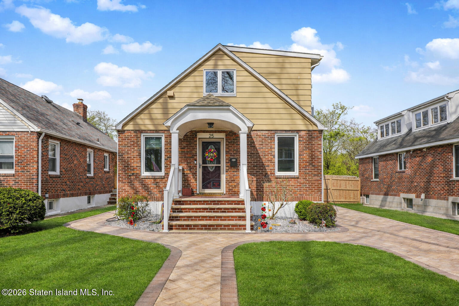 25 Sterling Avenue Image 2