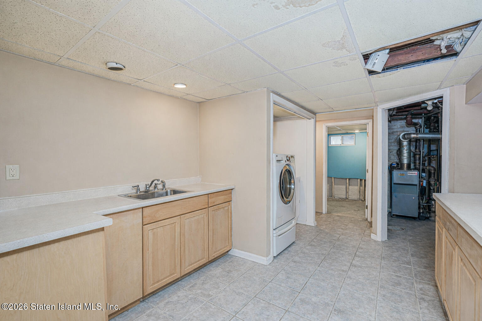 25 Sterling Avenue, Staten Island, NY, 10306 image 57