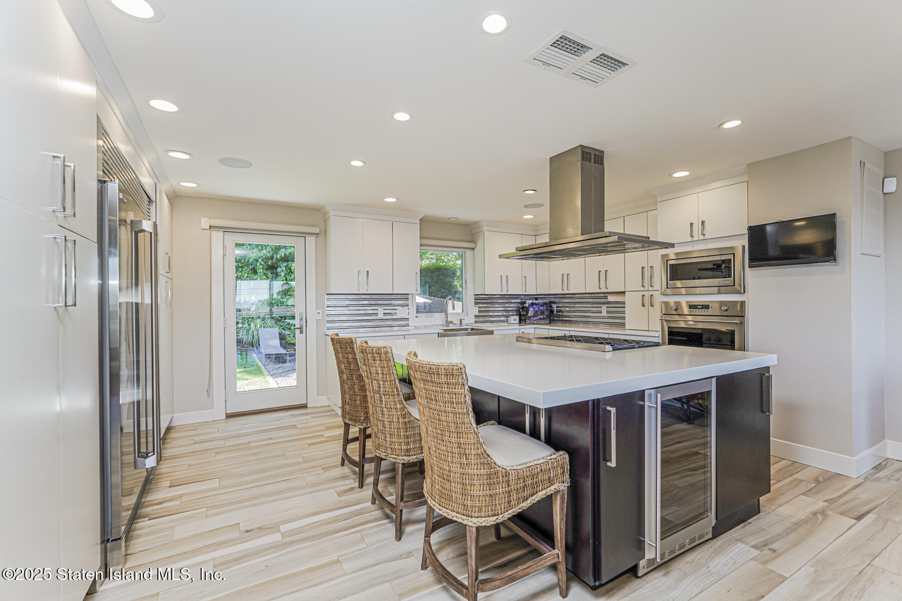 135 Nixon Avenue, Staten Island, NY, 10304 image 17