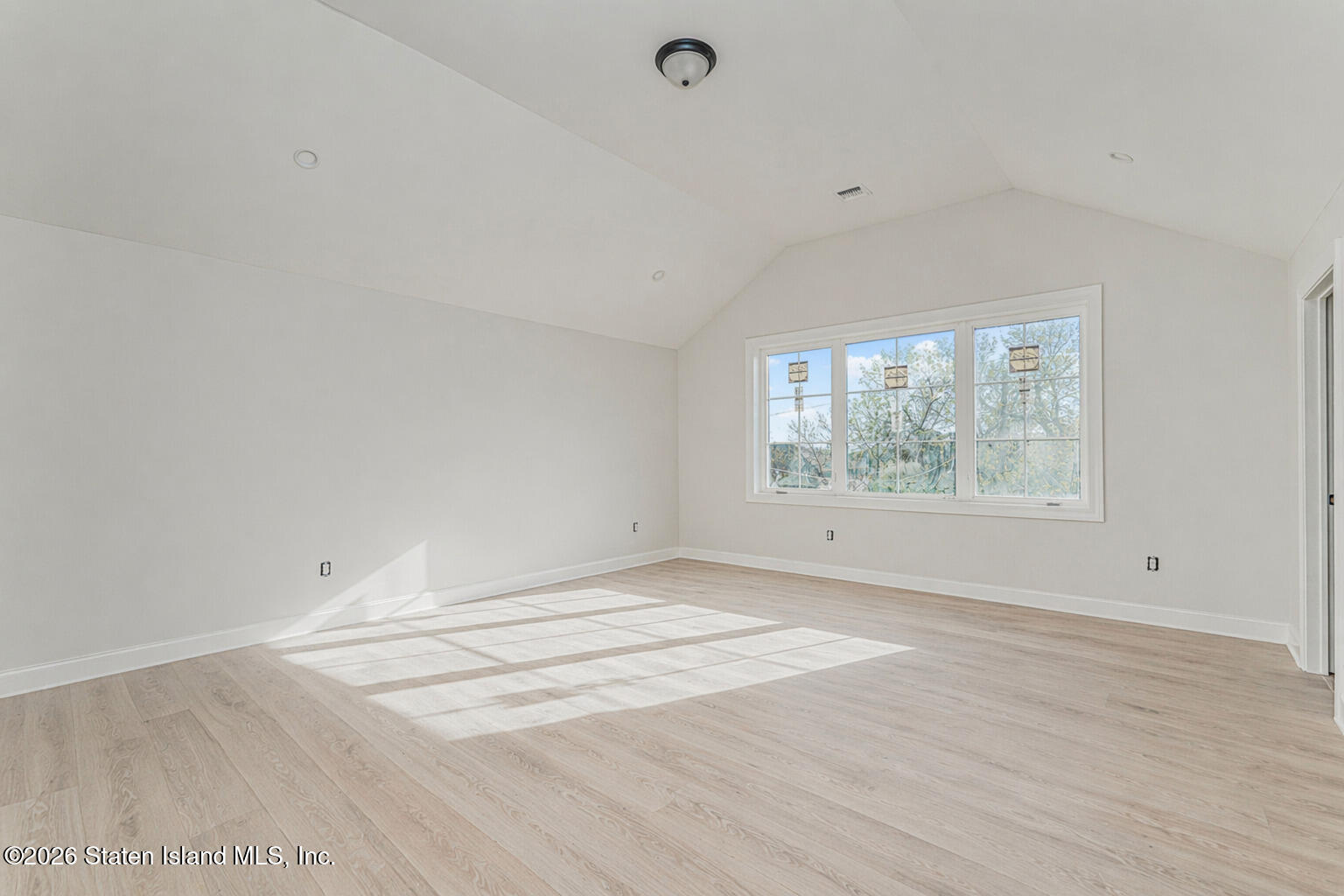 425 Philip Avenue, Staten Island, NY, 10312 image 27