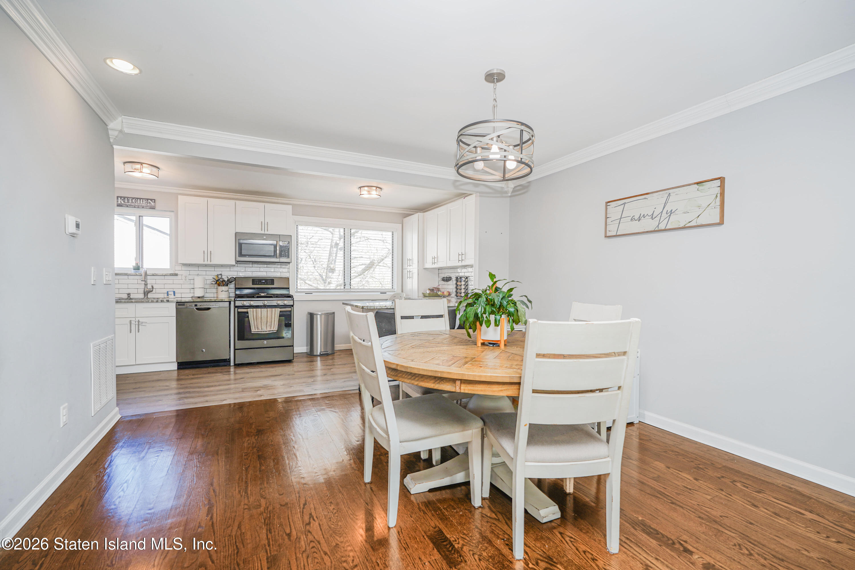 43 Wirt Avenue, Staten Island, NY, 10309 image 6