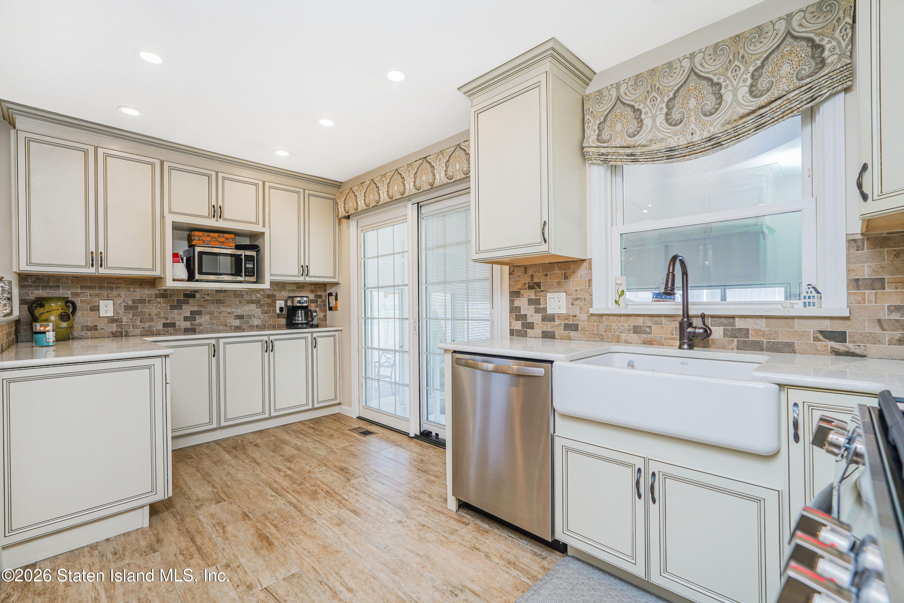 432 Winchester Avenue, Staten Island, NY, 10312 image 12