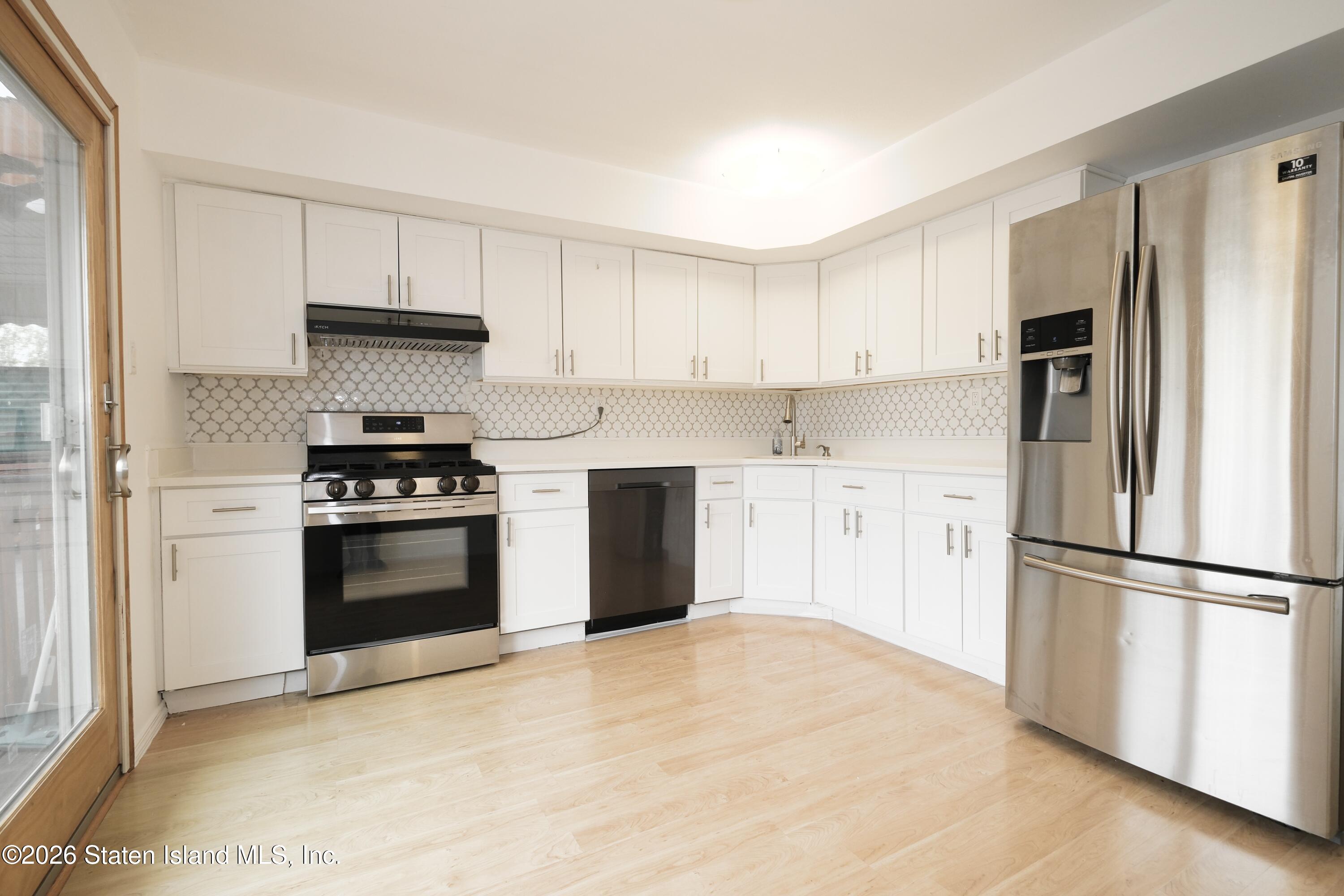 1047 Father Capodanno Boulevard, Staten Island, NY, 10306 image 8