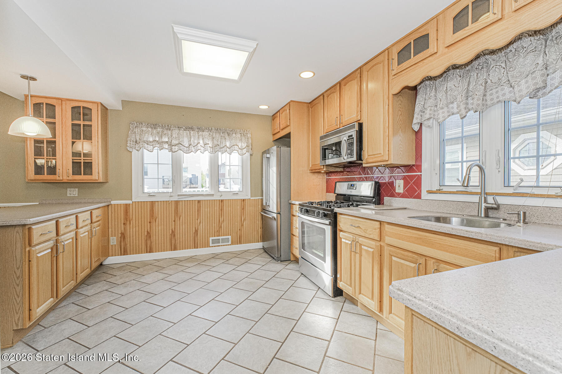 790 Clawson Street, Staten Island, NY, 10306 image 13