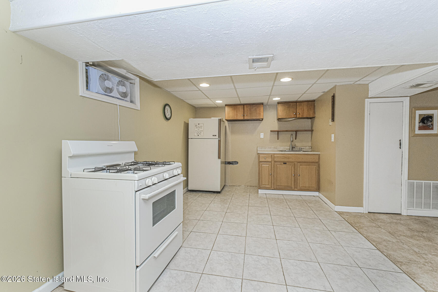 790 Clawson Street, Staten Island, NY, 10306 image 32