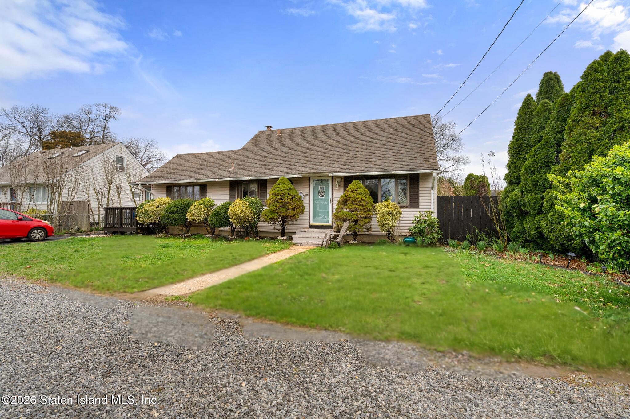 109 Harding Drive Image 5