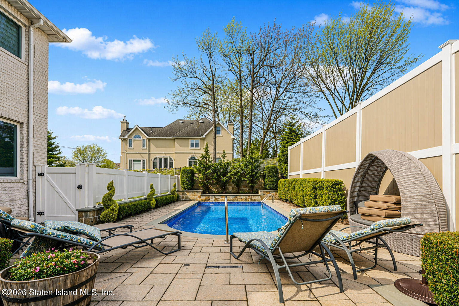 119 Lenzie Street Image 1