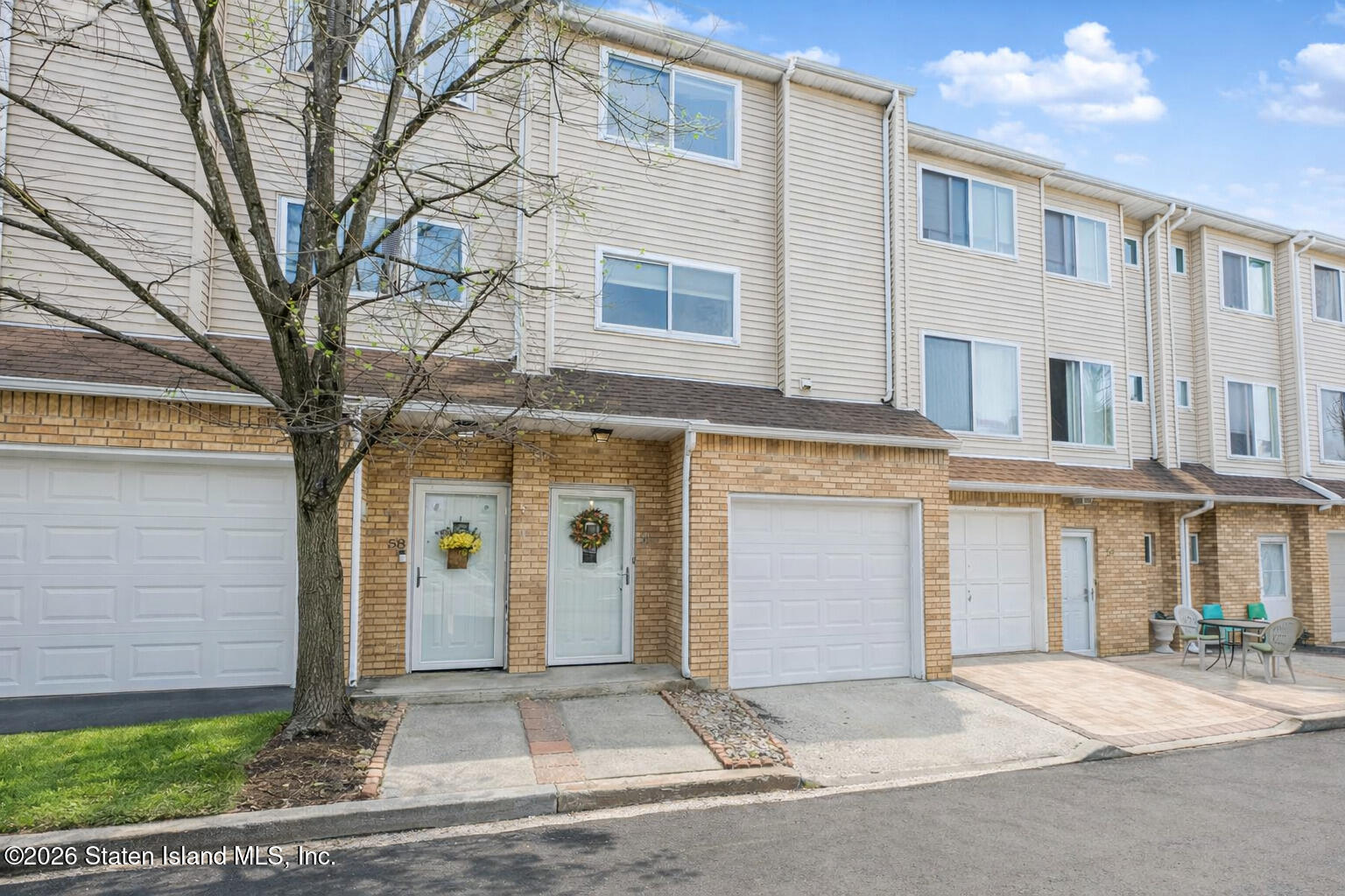 56 Ashley Lane Image 1