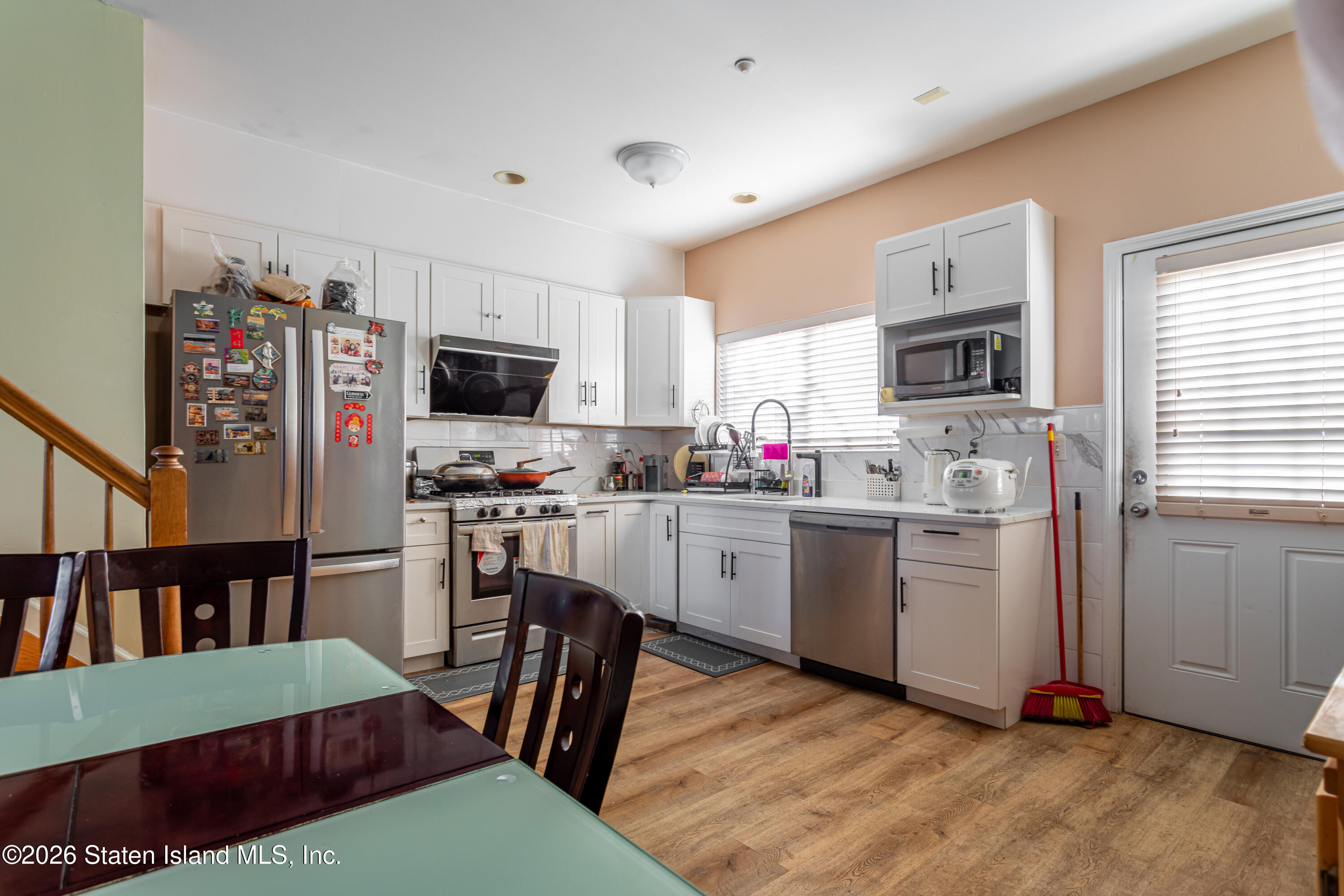 69 Alex Circle, Staten Island, NY, 10305 image 16