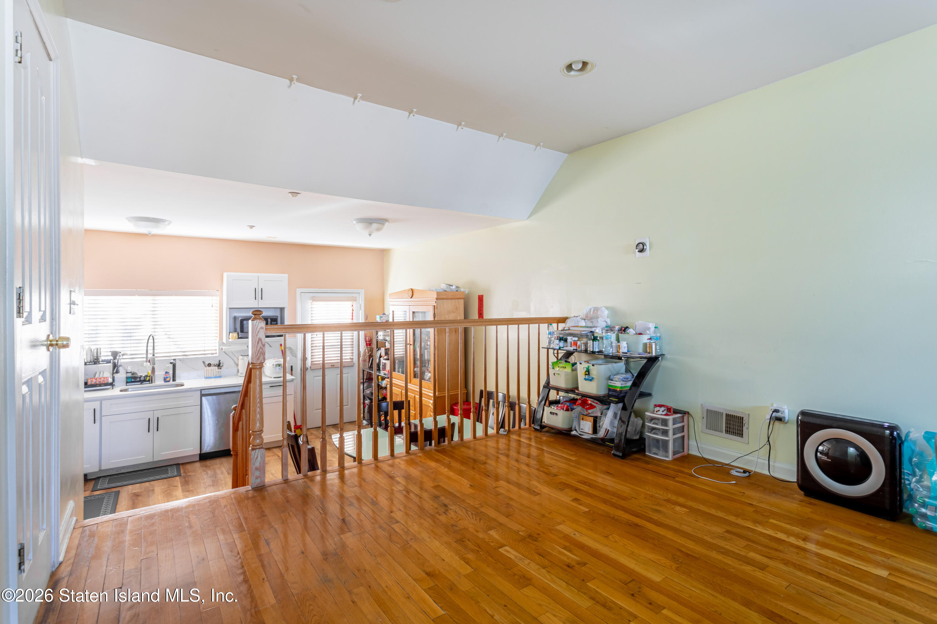 69 Alex Circle, Staten Island, NY, 10305 image 9