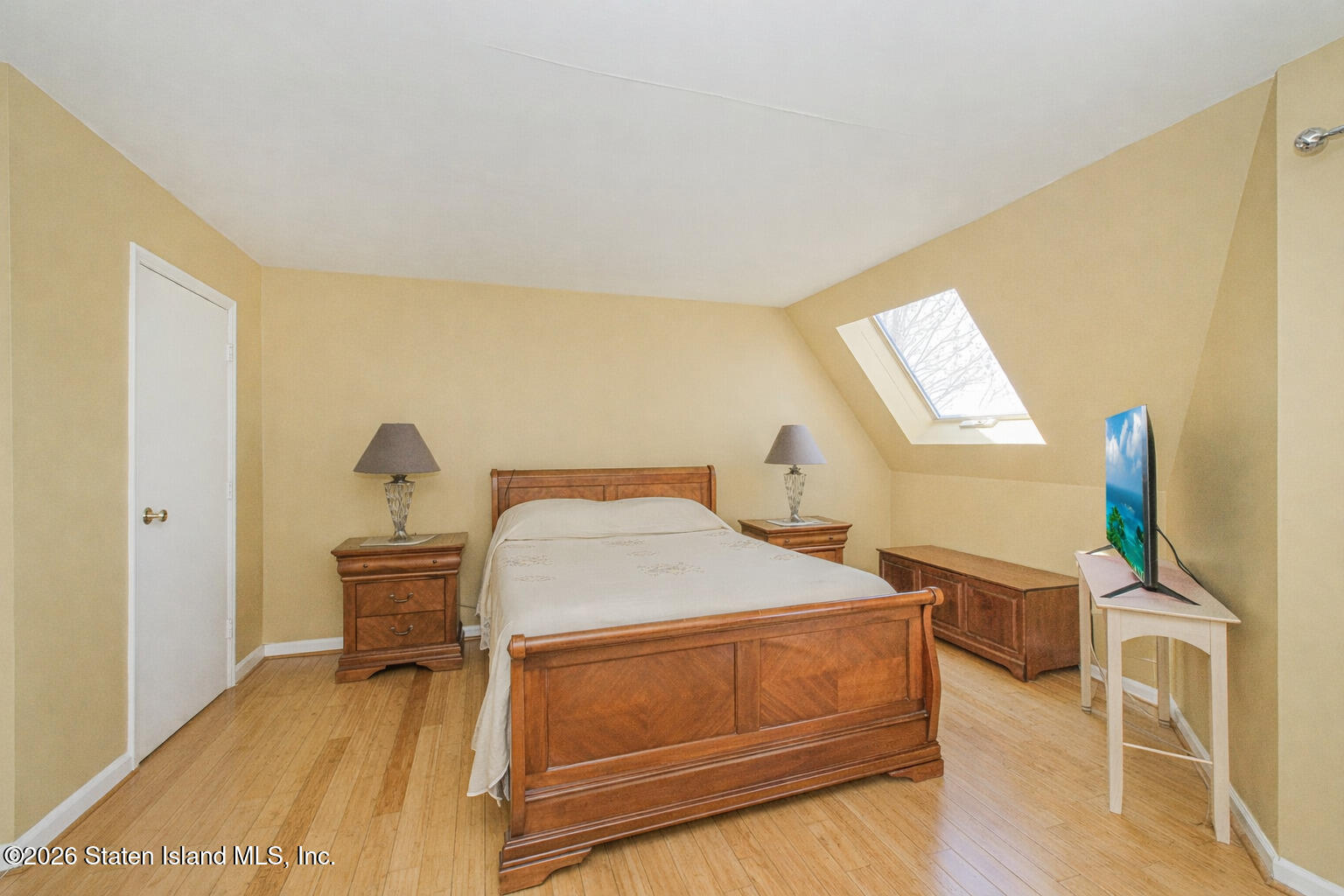 105 Tompkins Circle, Staten Island, NY, 10301 image 8