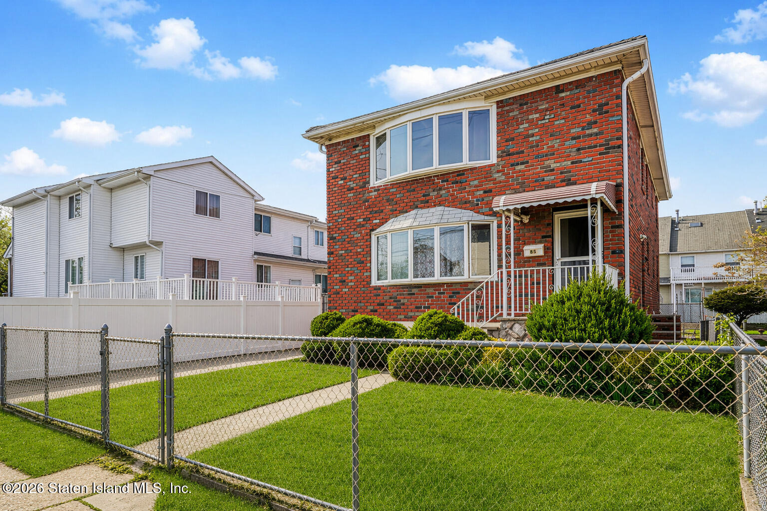 85 Cameron Avenue Image 1