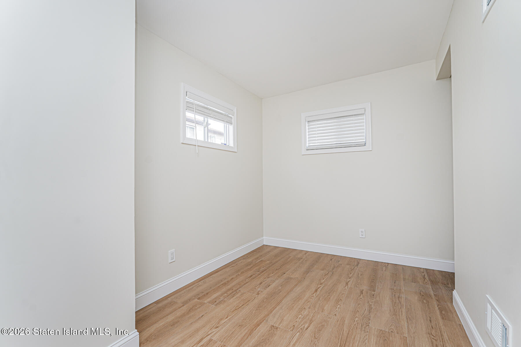 35 Milbank Road, Staten Island, NY, 10306 image 8