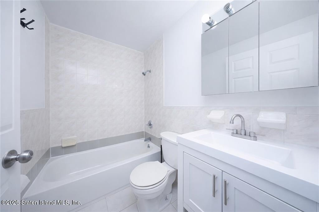 422 49th Street 1f, Brooklyn, NY, 11220 image 7
