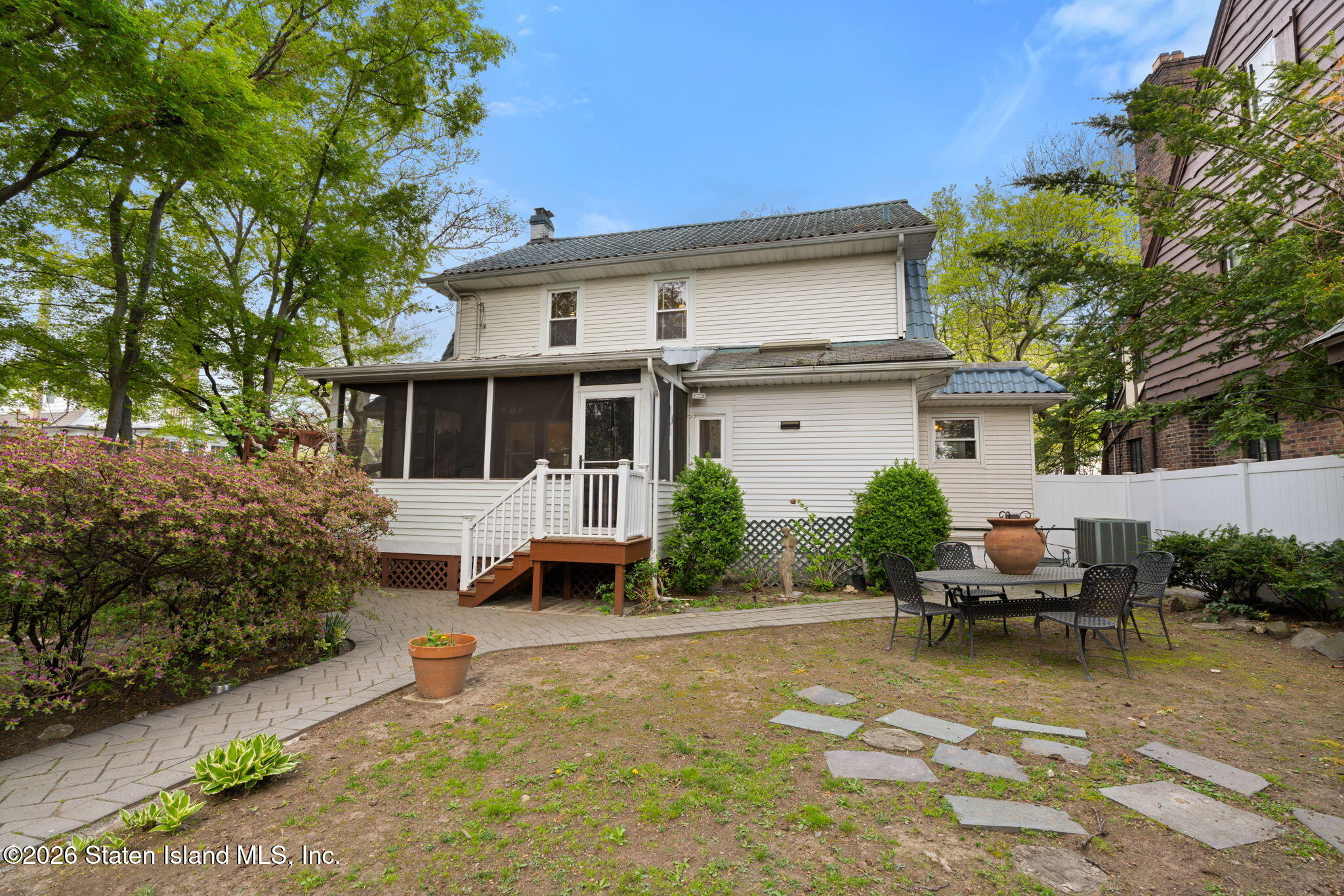 94 Hart Boulevard, Staten Island, NY, 10301 image 58