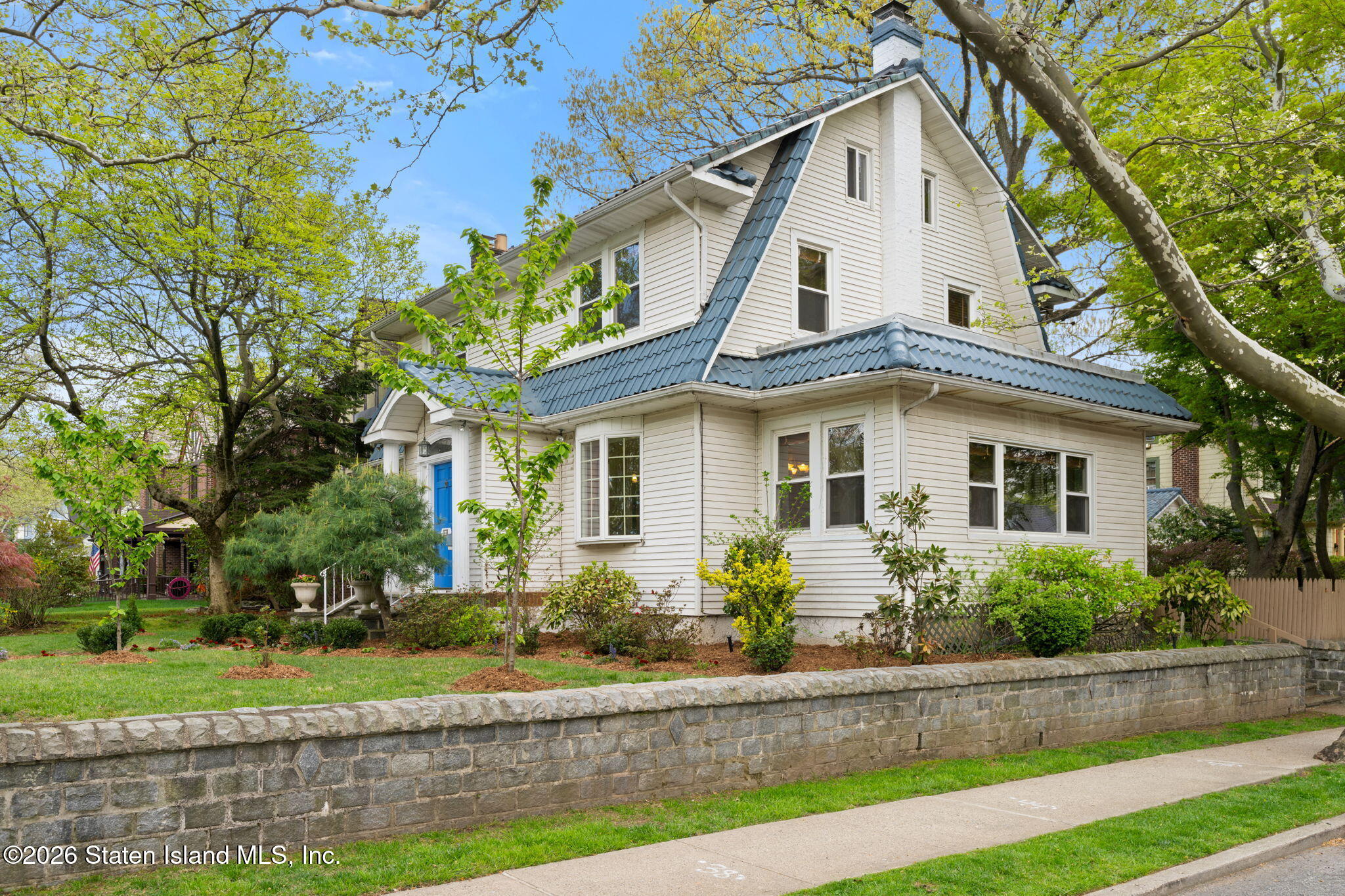 94 Hart Boulevard Image 5