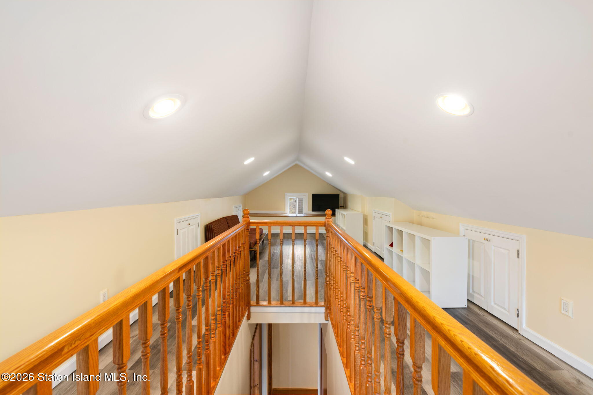 94 Hart Boulevard, Staten Island, NY, 10301 image 37