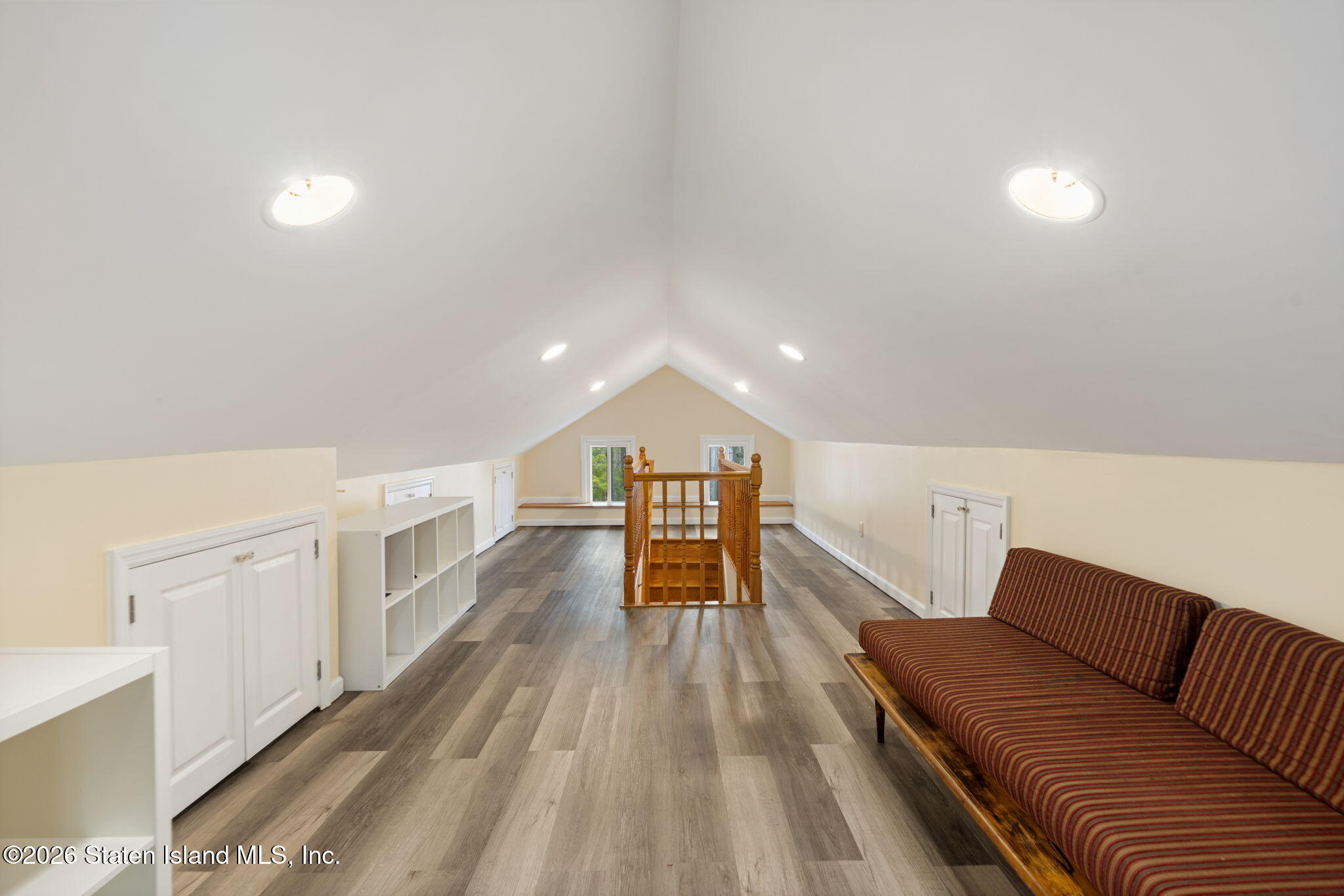 94 Hart Boulevard, Staten Island, NY, 10301 image 39