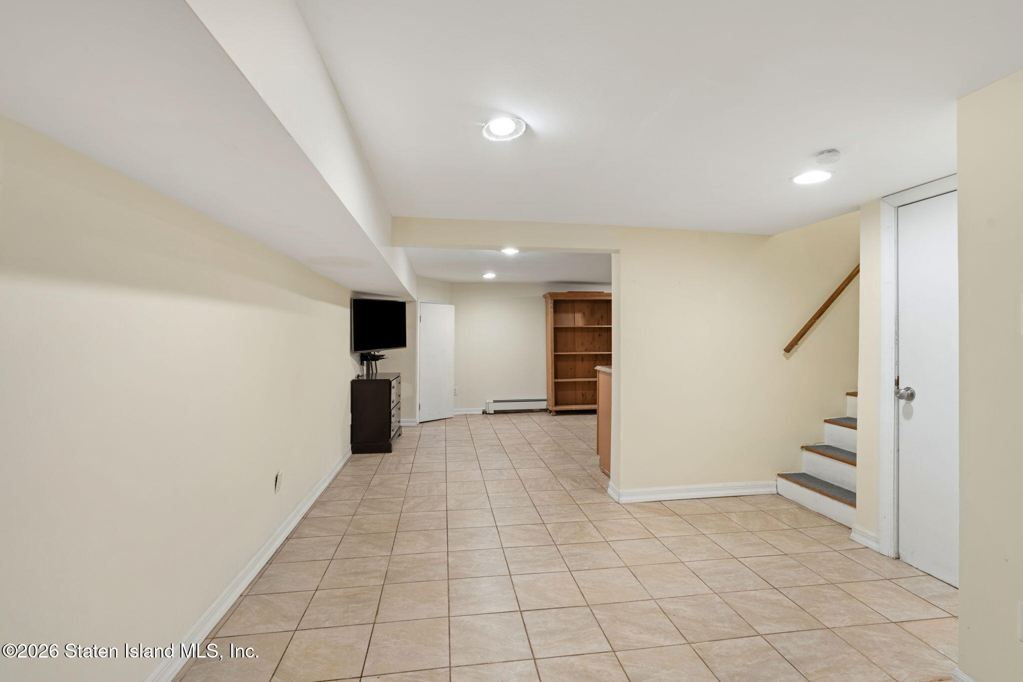 94 Hart Boulevard, Staten Island, NY, 10301 image 41