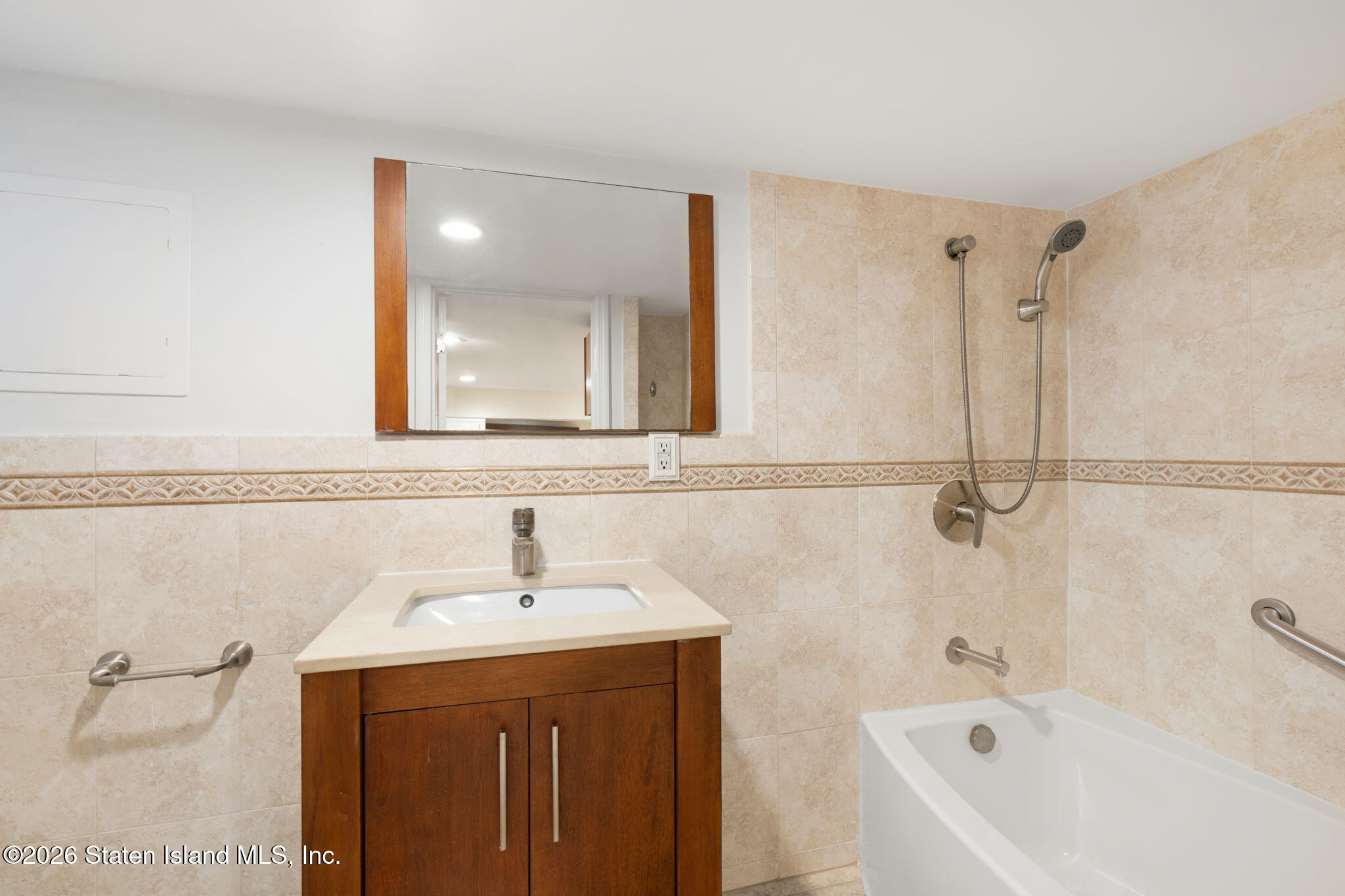 94 Hart Boulevard, Staten Island, NY, 10301 image 45