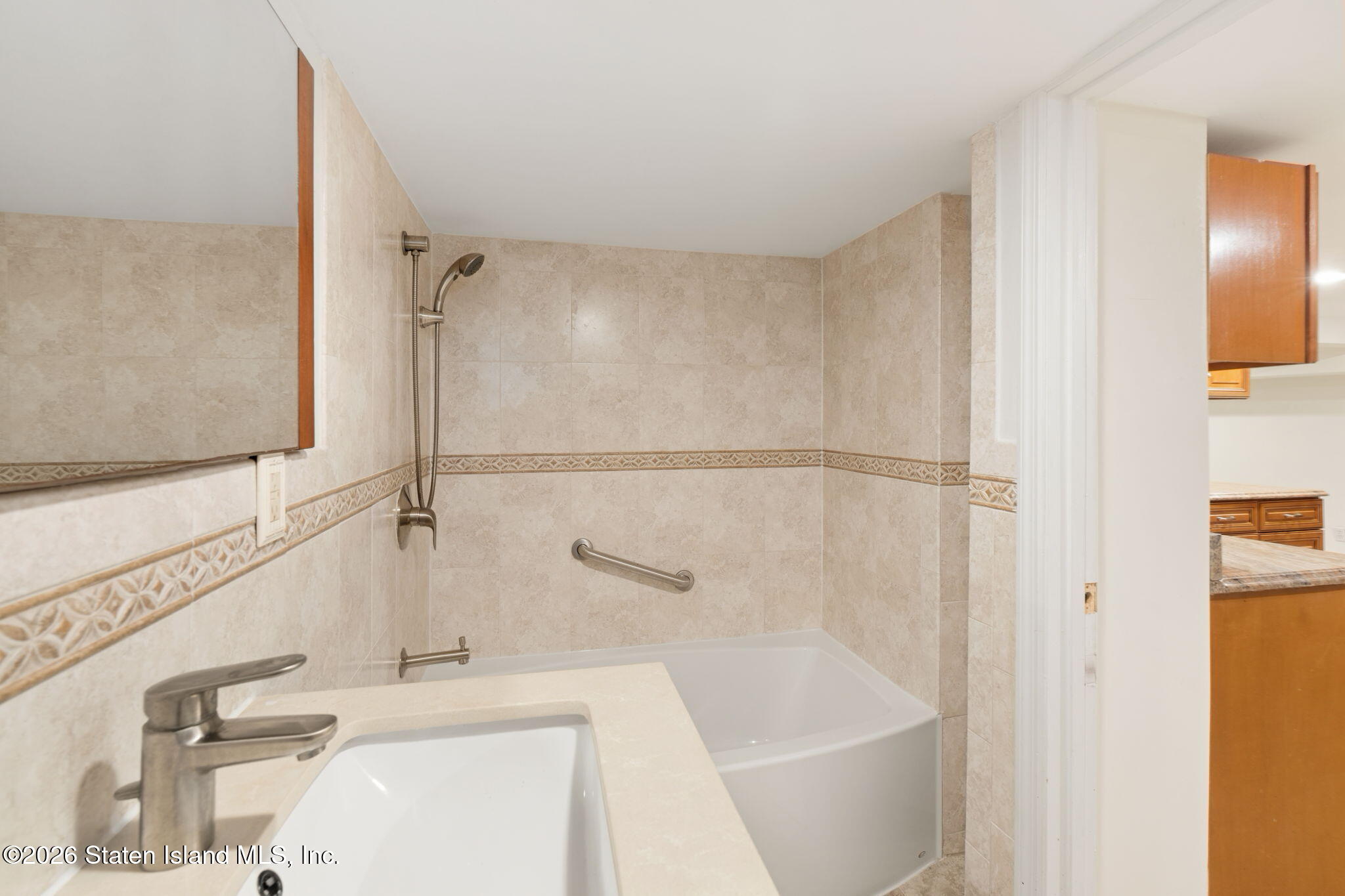 94 Hart Boulevard, Staten Island, NY, 10301 image 46